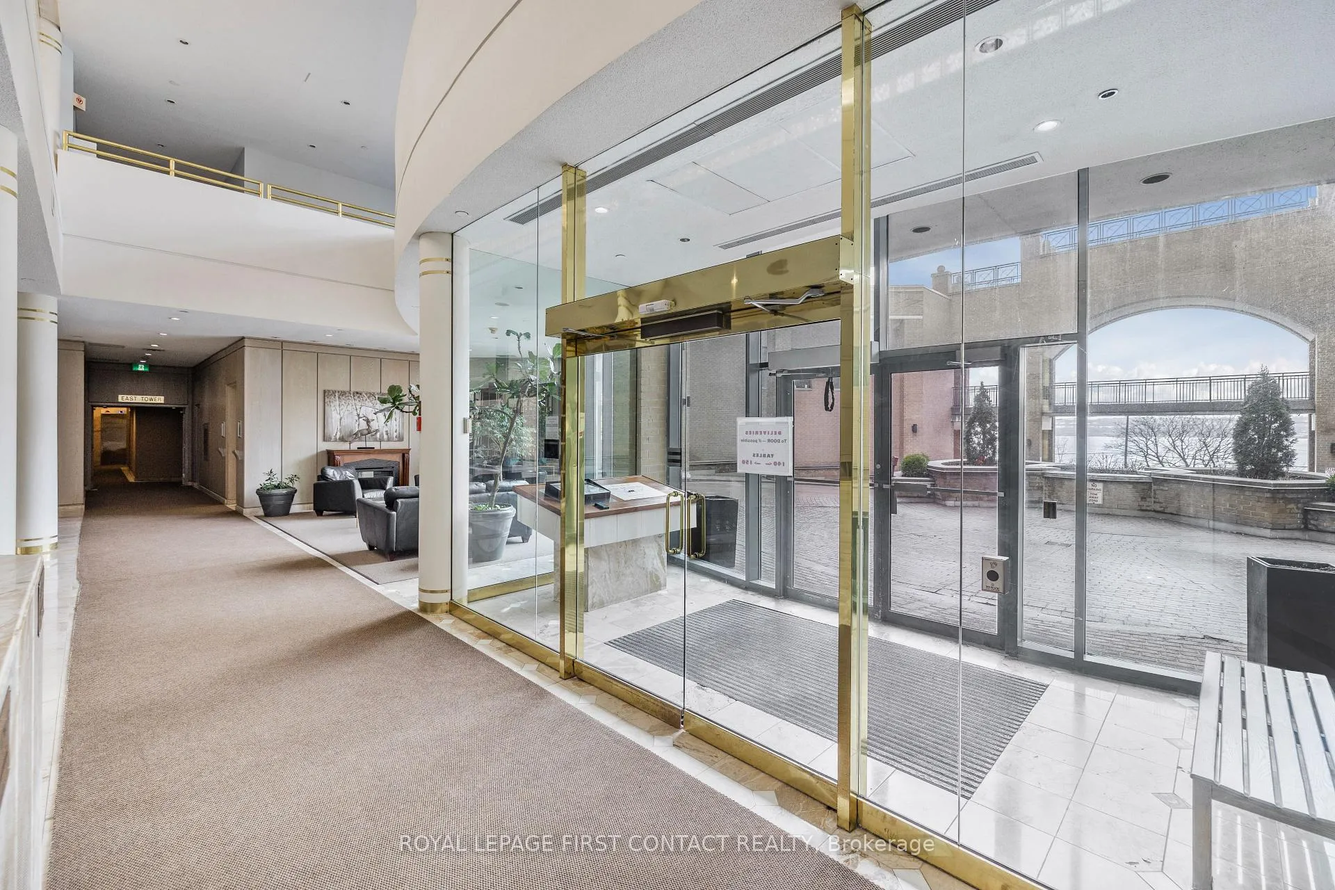 Photo 3 of Unit 1405, 150 Dunlop Street E, Barrie, City Centre — HOMEH