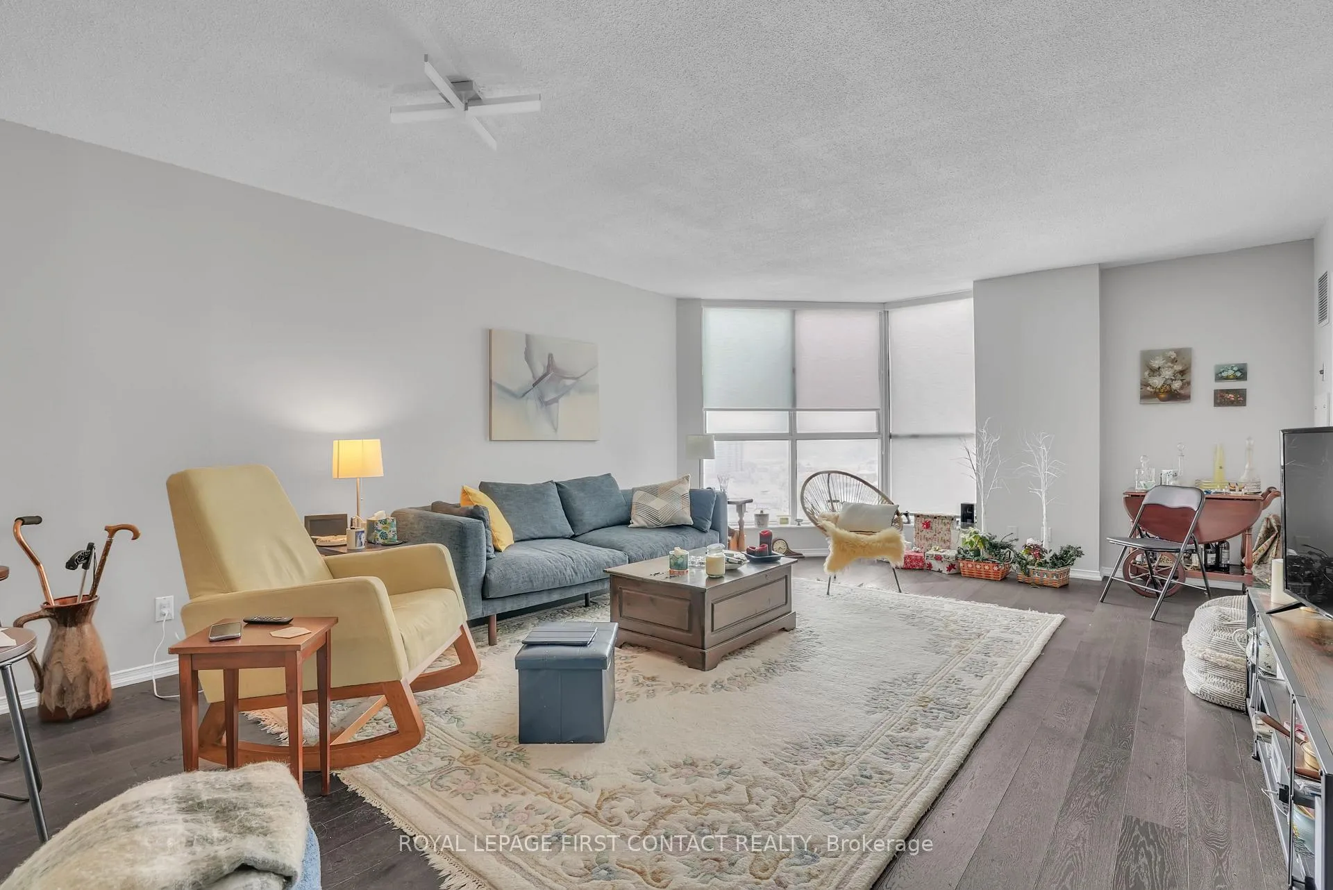 Photo 7 of Unit 1405, 150 Dunlop Street E, Barrie, City Centre — HOMEH