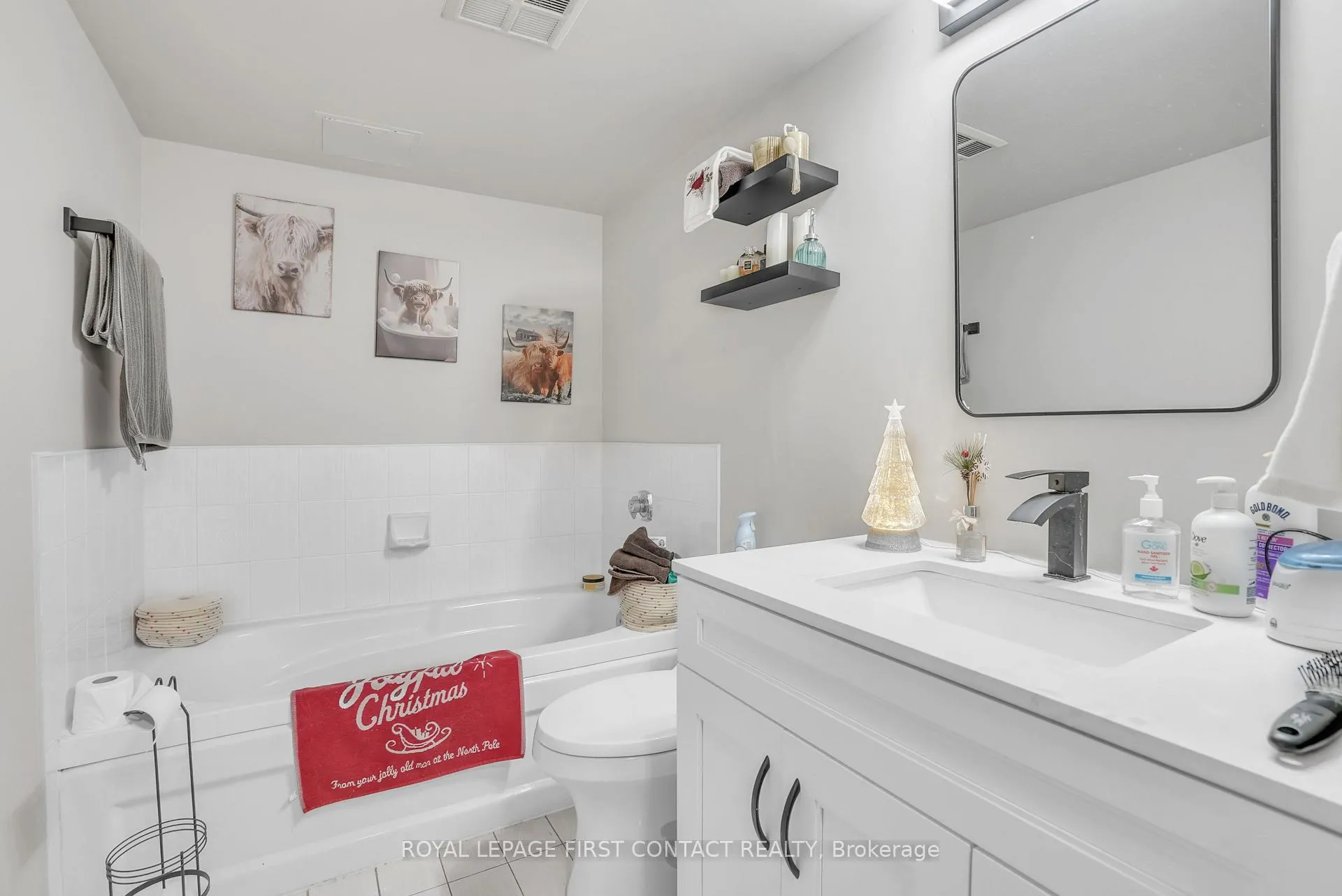 Photo 21 of Unit 1405, 150 Dunlop Street E, Barrie, City Centre — HOMEH