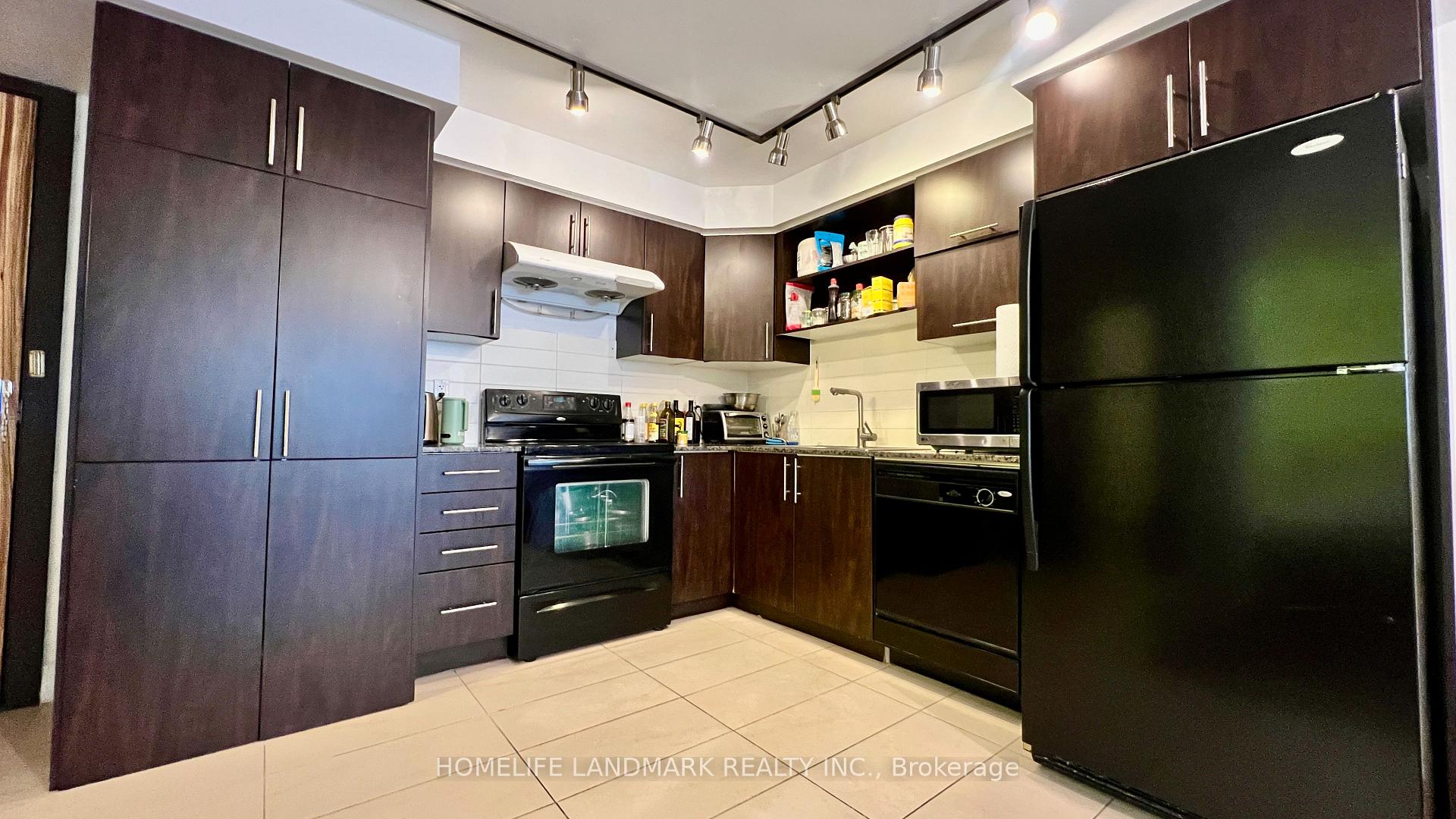 Photo 3 of Unit 912, 60 South Town Centre Boulevard, Markham, Unionville — HOMEH