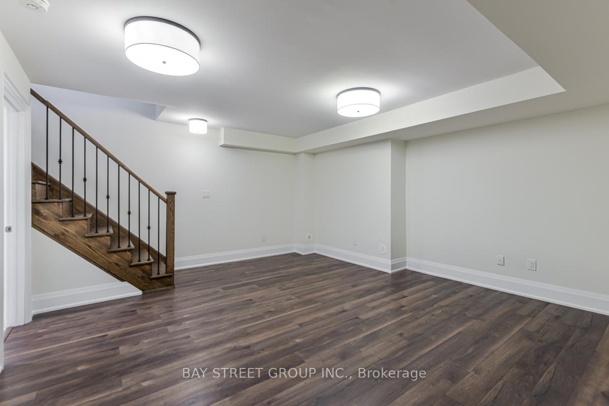 Photo 12 of 43 Gandhi Lane, Markham, Commerce Valley — HOMEH
