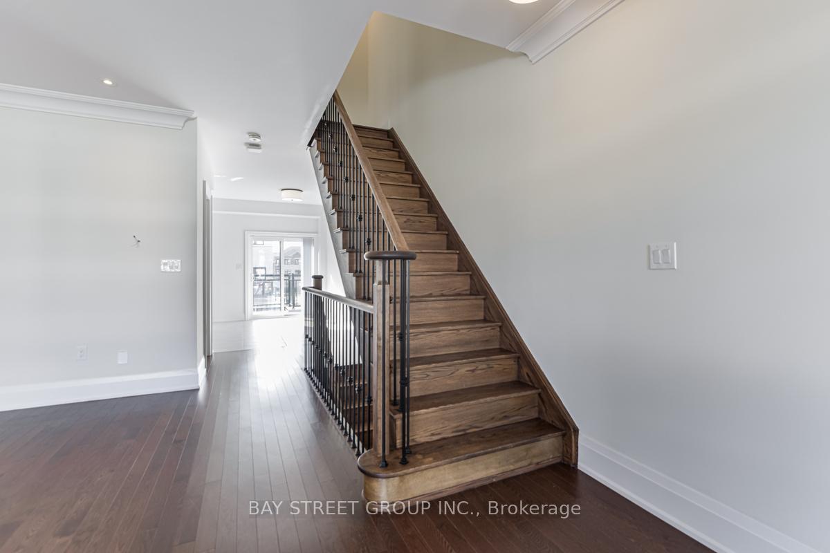 Photo 27 of 43 Gandhi Lane, Markham, Commerce Valley — HOMEH