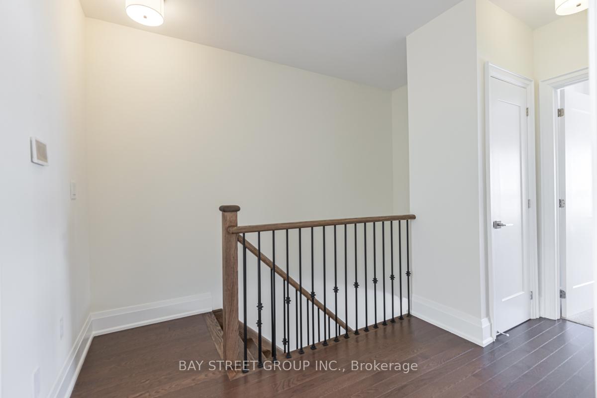 Photo 28 of 43 Gandhi Lane, Markham, Commerce Valley — HOMEH