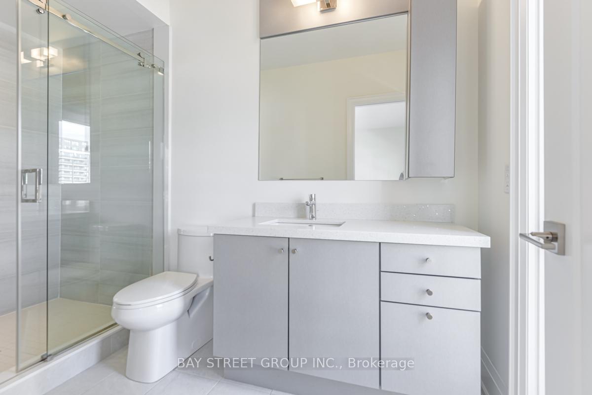 Photo 31 of 43 Gandhi Lane, Markham, Commerce Valley — HOMEH