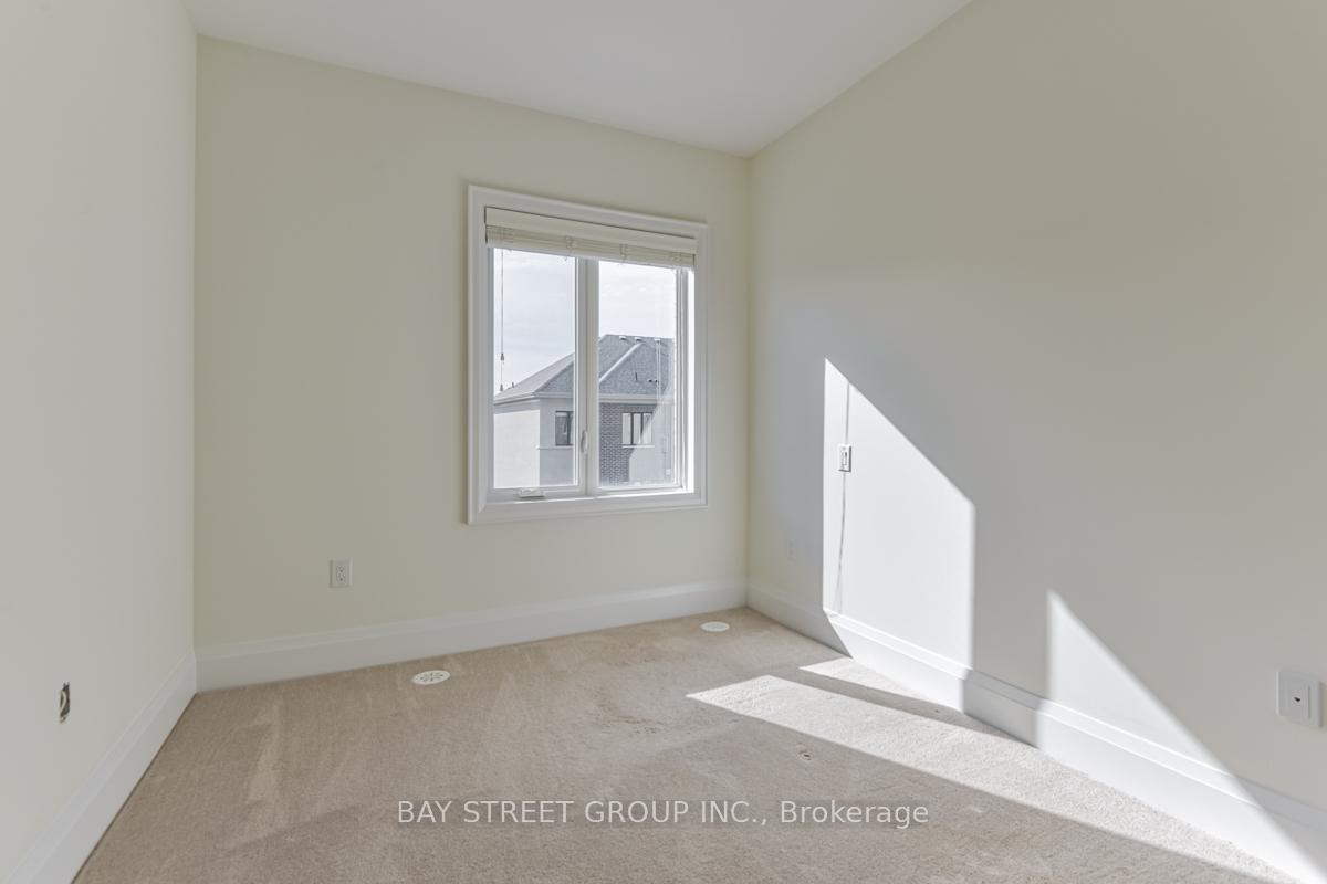 Photo 33 of 43 Gandhi Lane, Markham, Commerce Valley — HOMEH