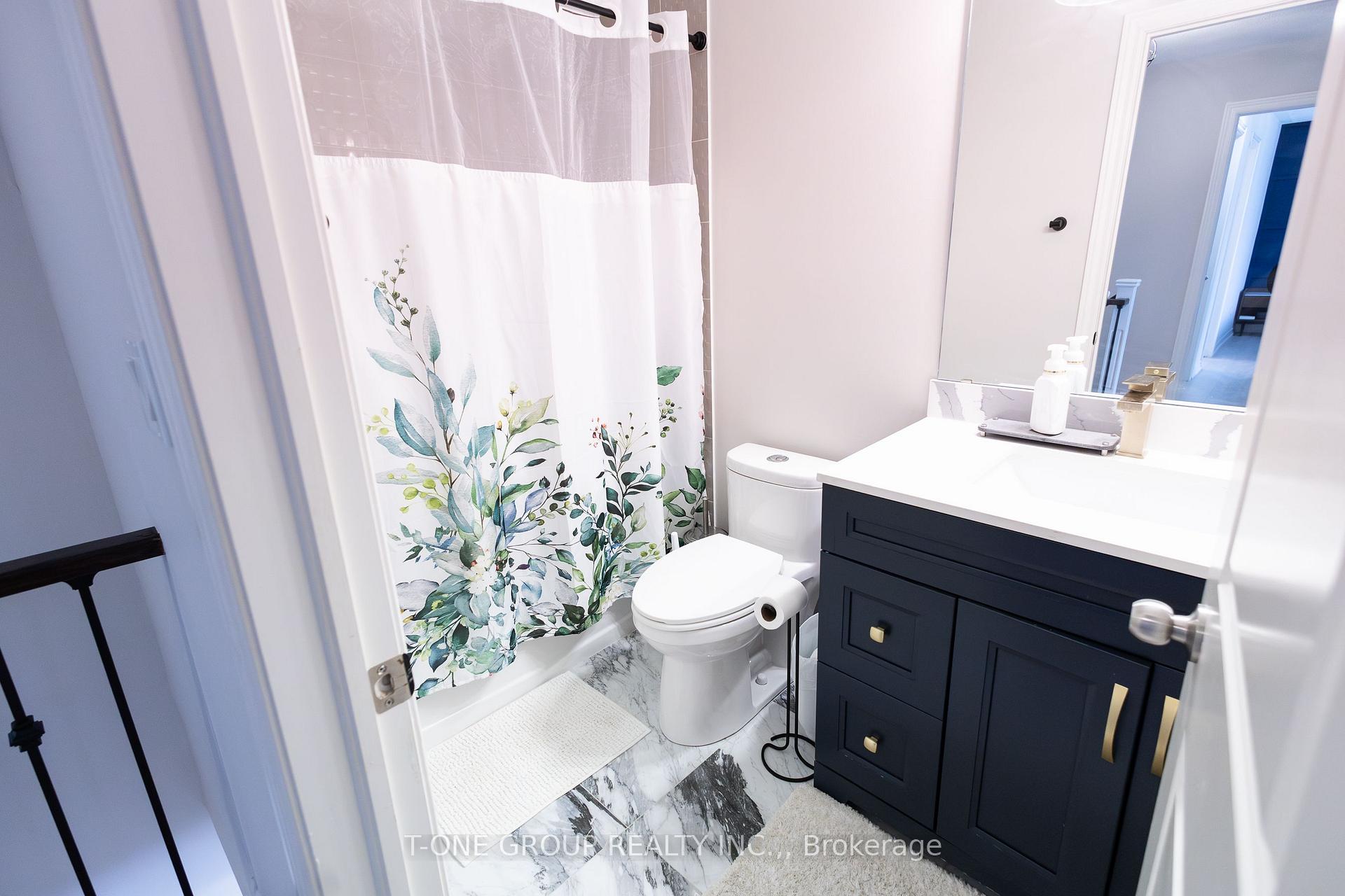 Photo 14 of Unit 7, 2728 William Jackson Drive, Pickering, Duffin Heights — HOMEH
