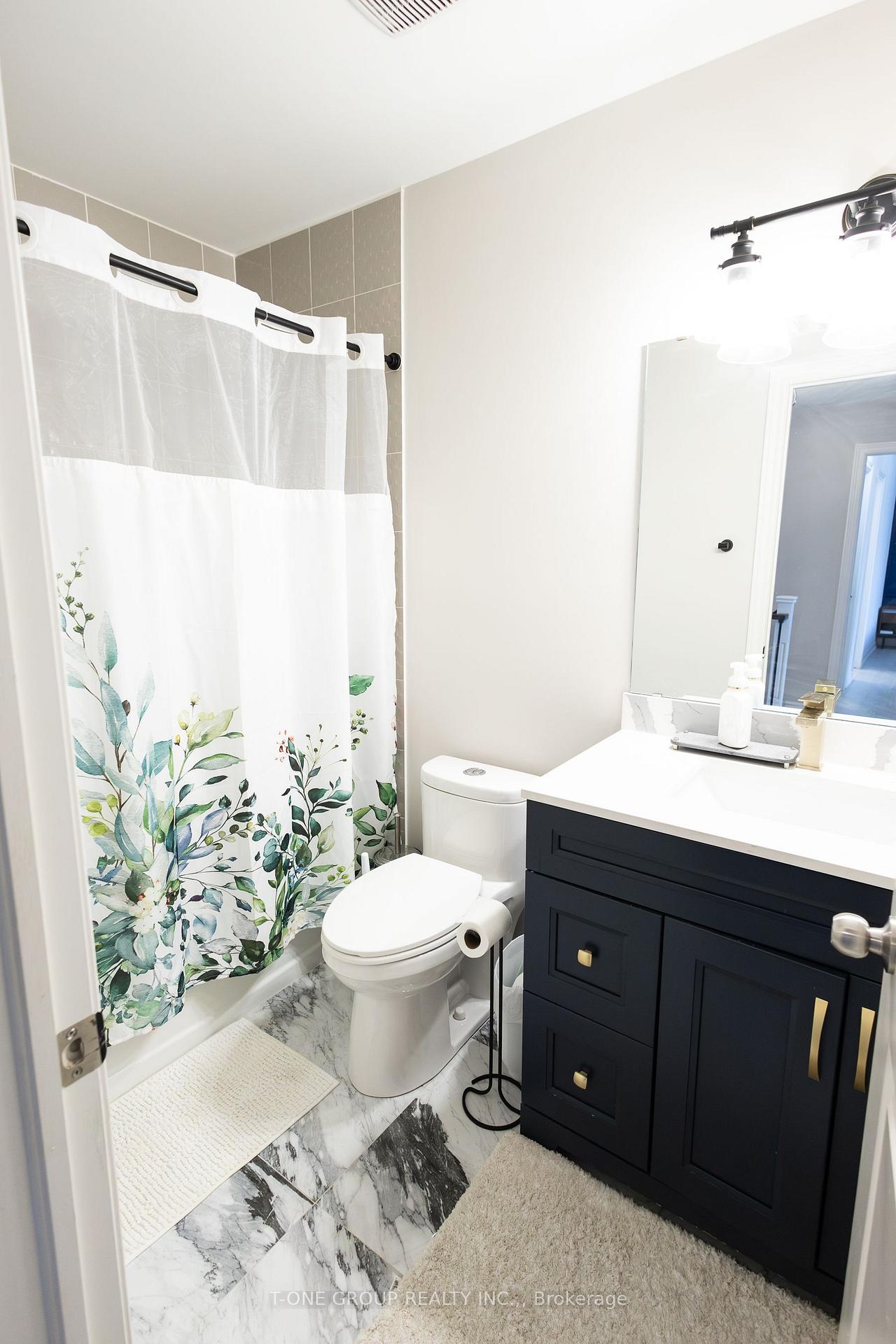 Photo 15 of Unit 7, 2728 William Jackson Drive, Pickering, Duffin Heights — HOMEH
