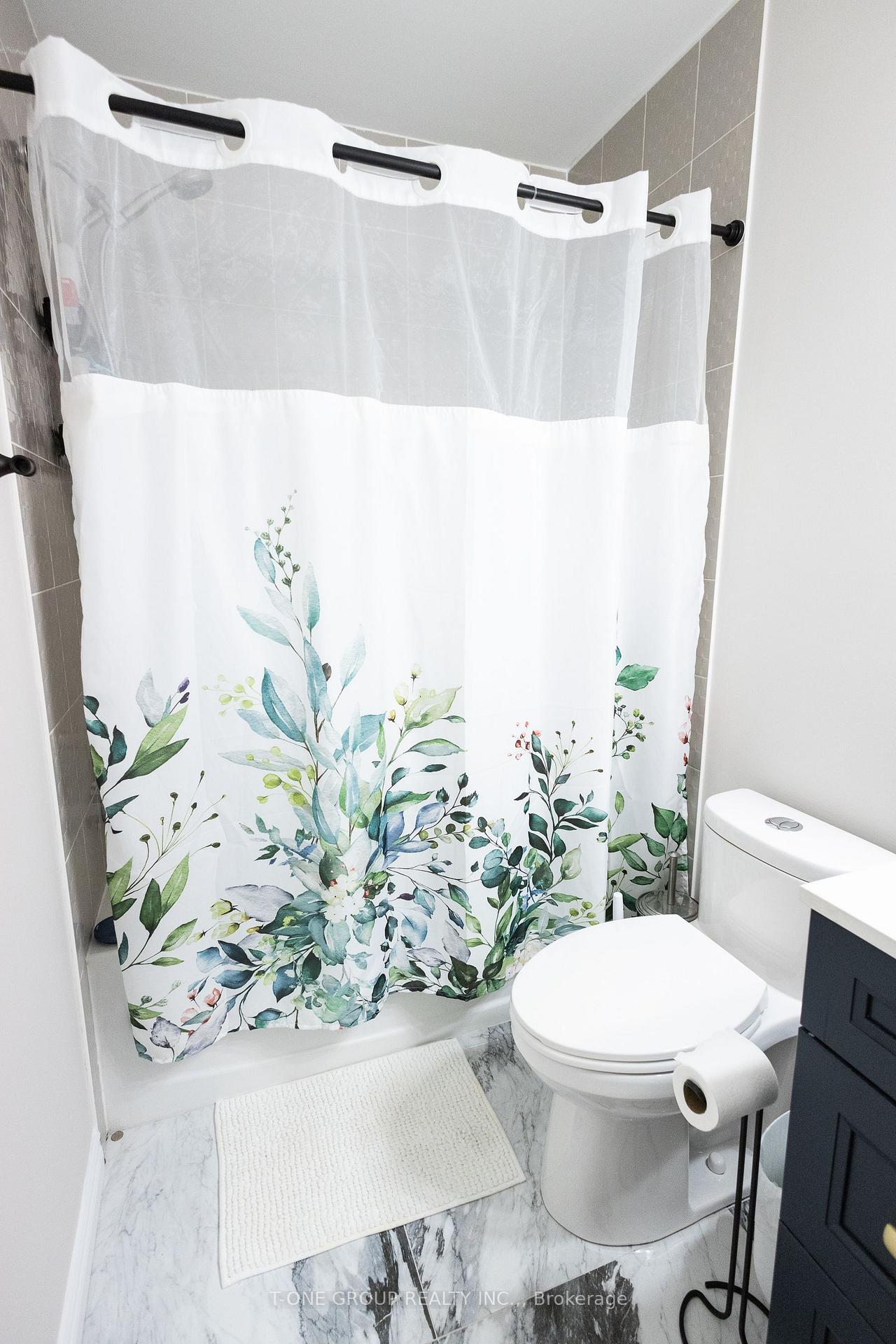 Photo 36 of Unit 7, 2728 William Jackson Drive, Pickering, Duffin Heights — HOMEH