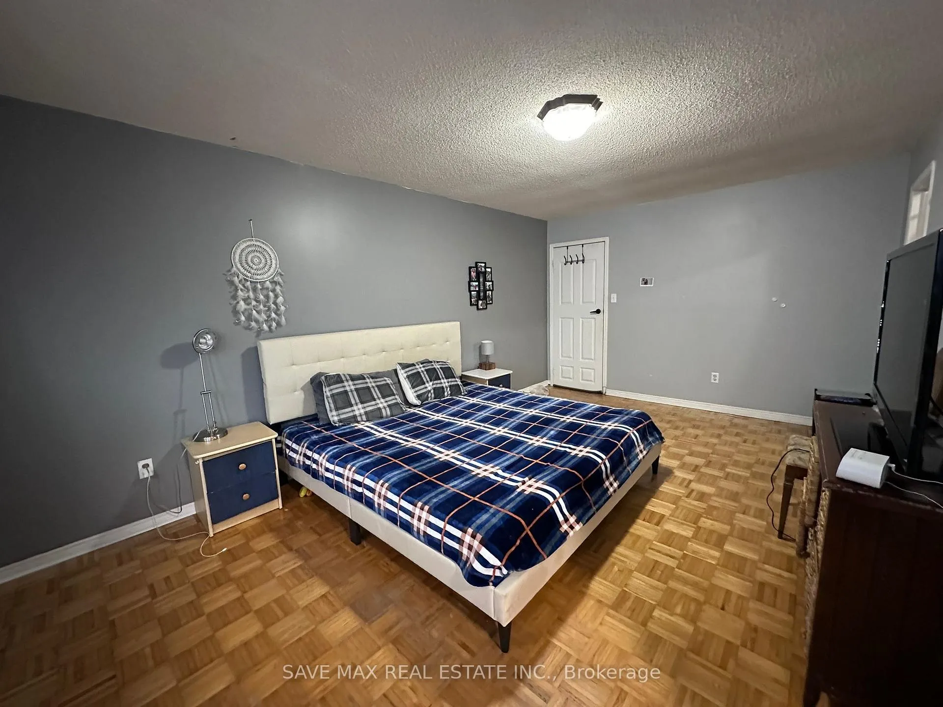 Photo 3 of 33 Piane Avenue, Brampton, Fletcher's West — HOMEH
