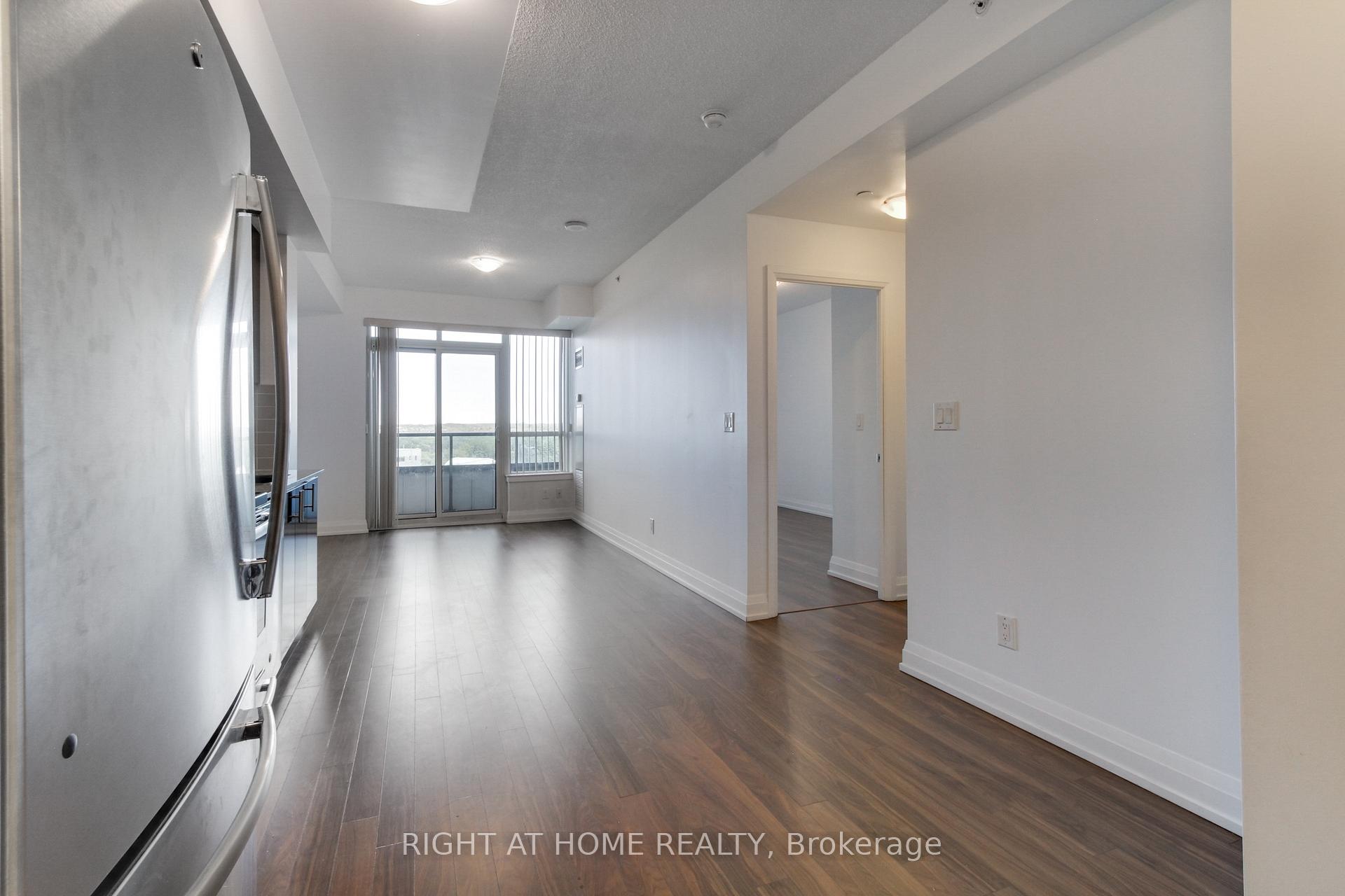 Photo 9 of Unit 422, 7161 Yonge Street, Markham, Thornhill — HOMEH