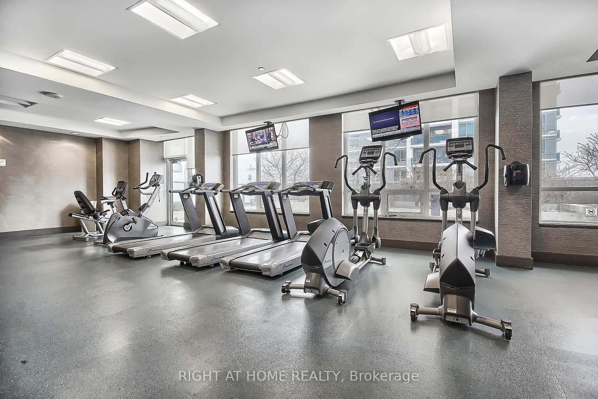 Photo 30 of Unit 422, 7161 Yonge Street, Markham, Thornhill — HOMEH