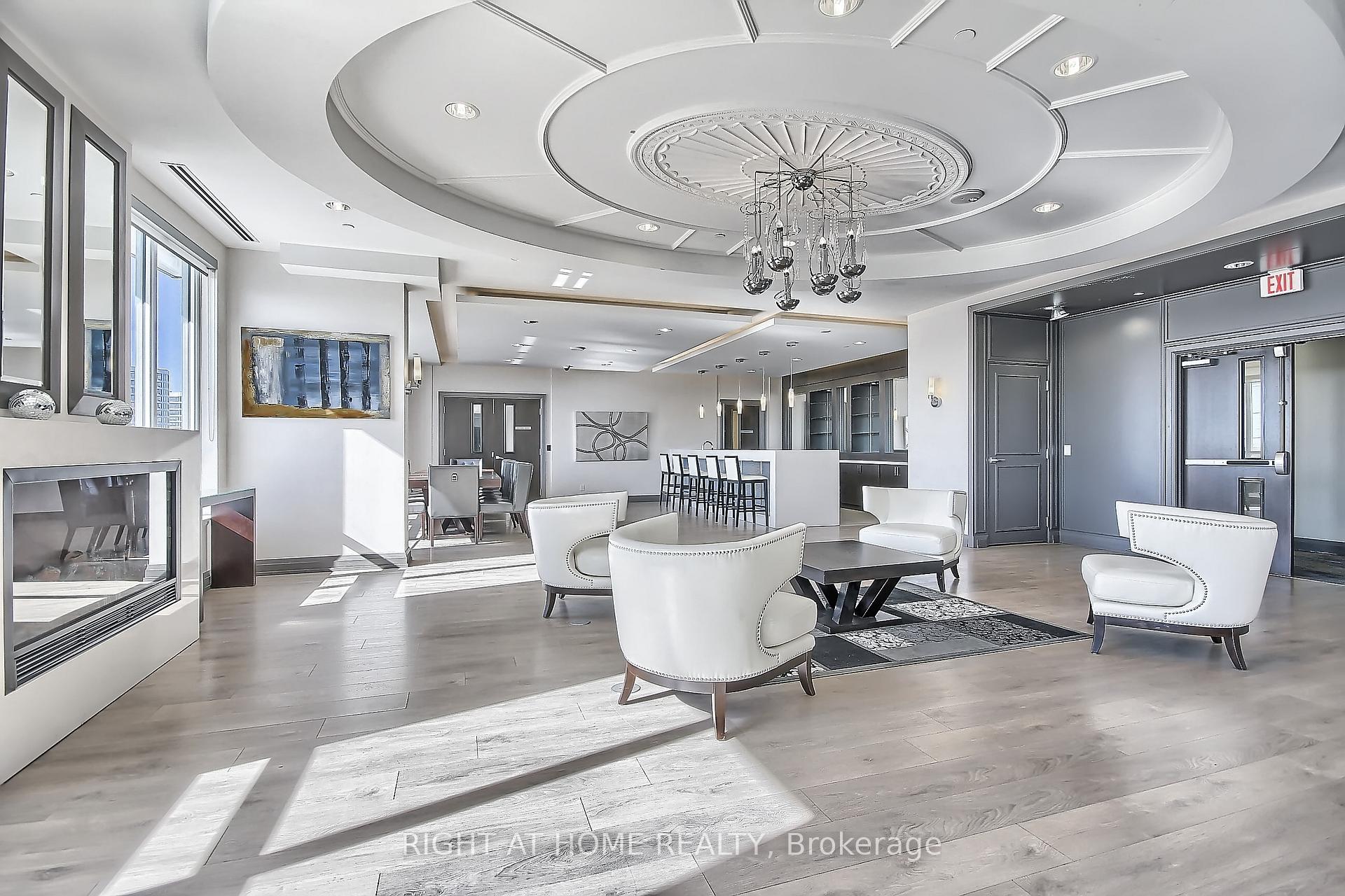 Photo 34 of Unit 422, 7161 Yonge Street, Markham, Thornhill — HOMEH