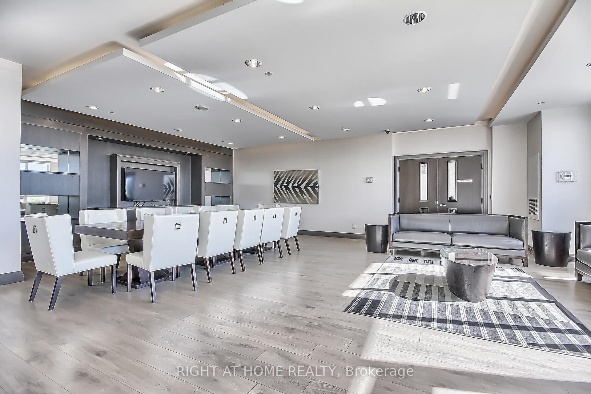 Photo 35 of Unit 422, 7161 Yonge Street, Markham, Thornhill — HOMEH