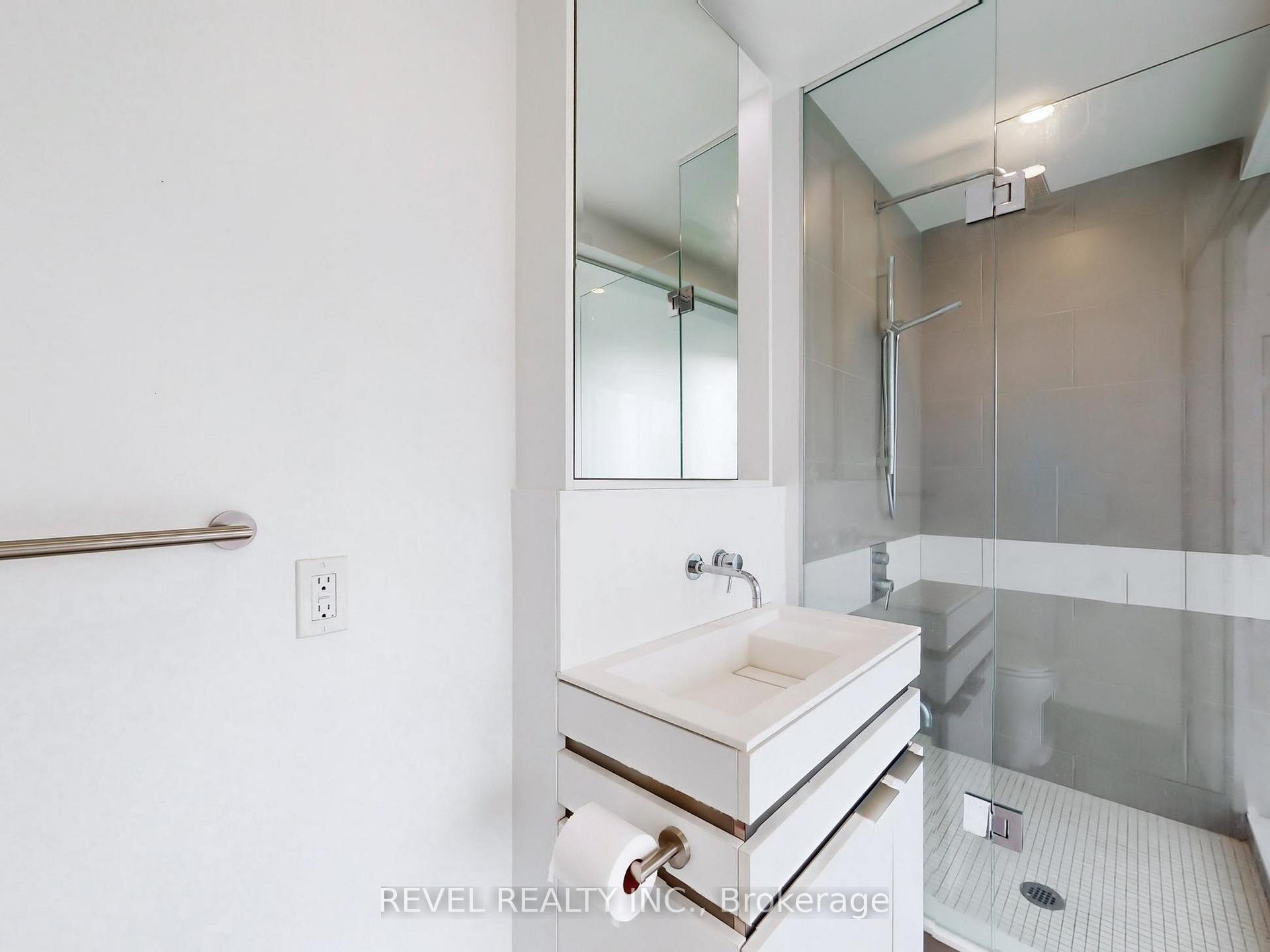 Photo 15 of Unit 2412, 197 Yonge Street, Toronto, Church-Yonge Corridor — HOMEH