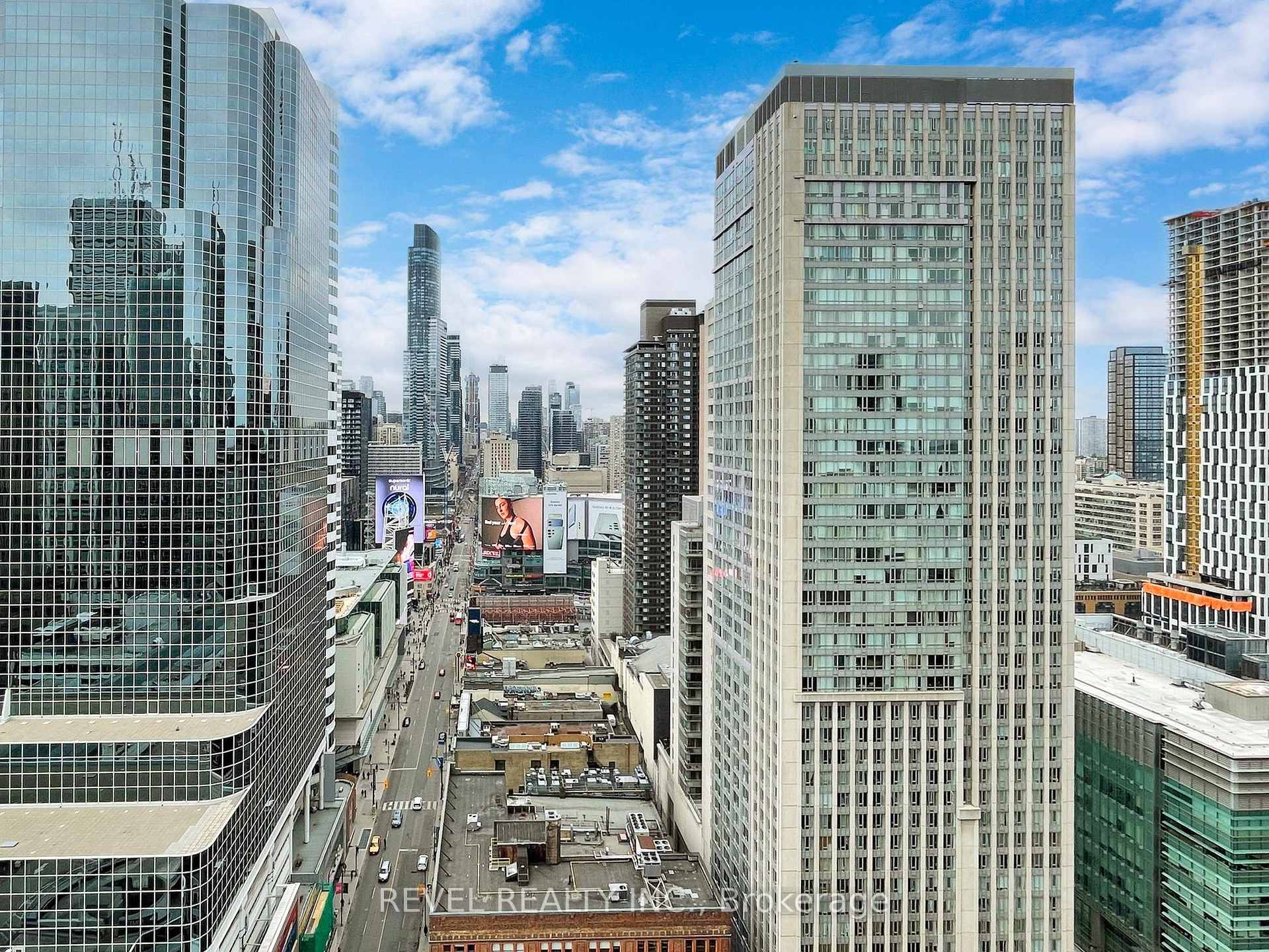 Photo 23 of Unit 2412, 197 Yonge Street, Toronto, Church-Yonge Corridor — HOMEH