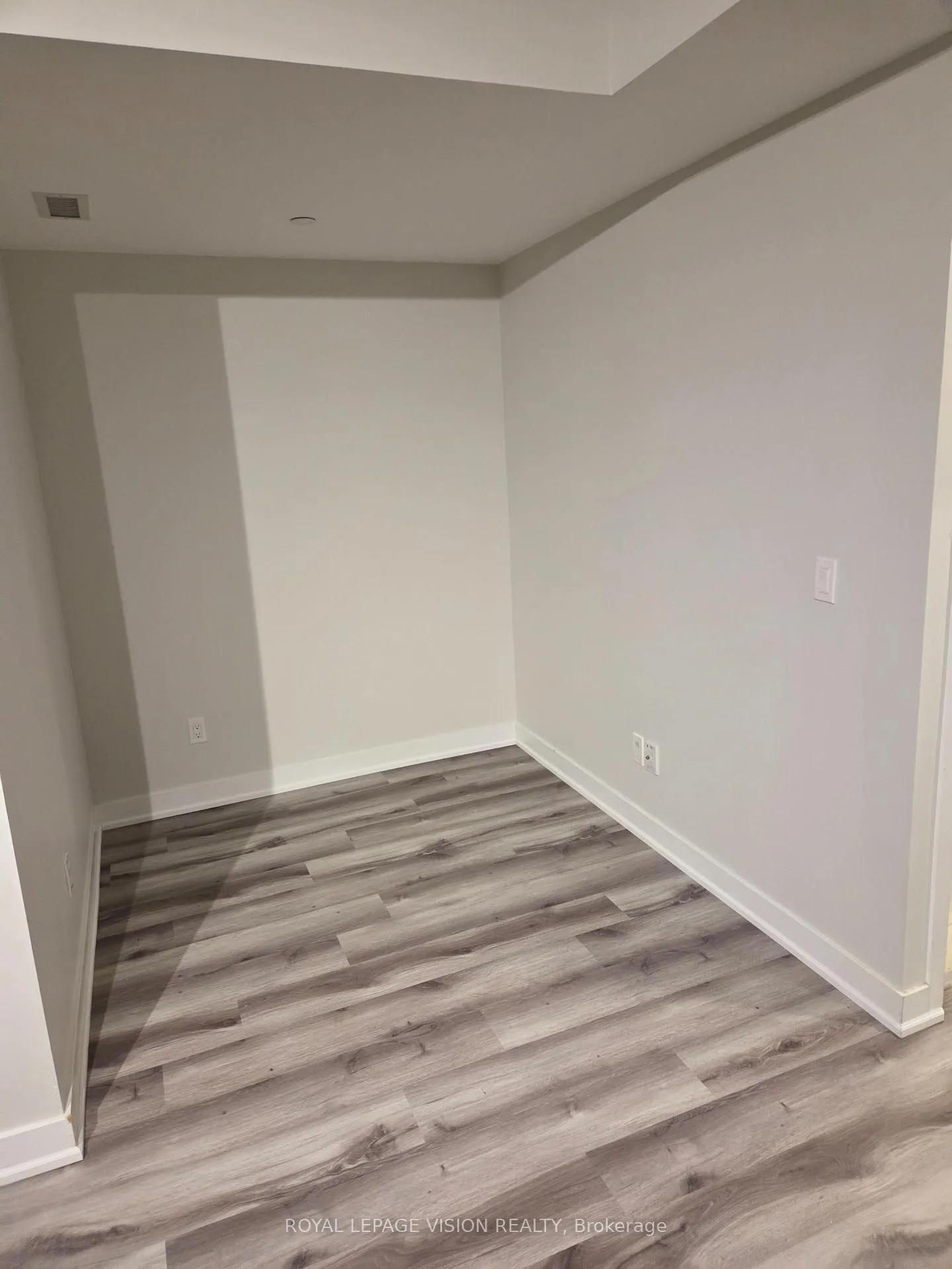 Photo 5 of Unit 2003, 501 Yonge Street, Toronto, Church-Yonge Corridor — HOMEH