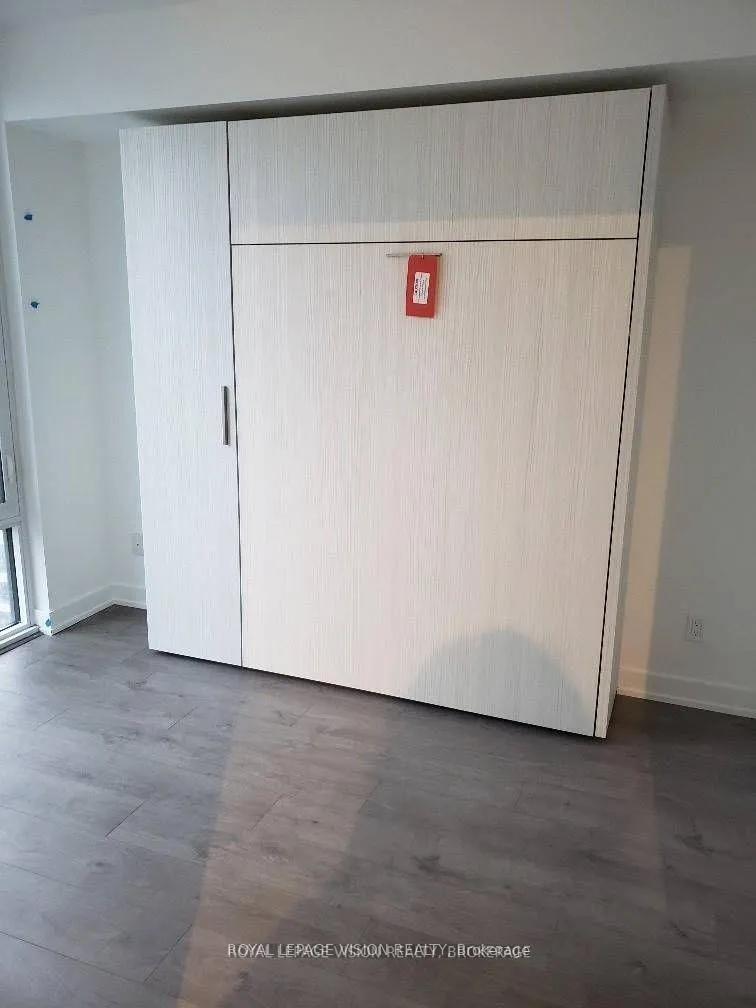 Photo 6 of Unit 2003, 501 Yonge Street, Toronto, Church-Yonge Corridor — HOMEH