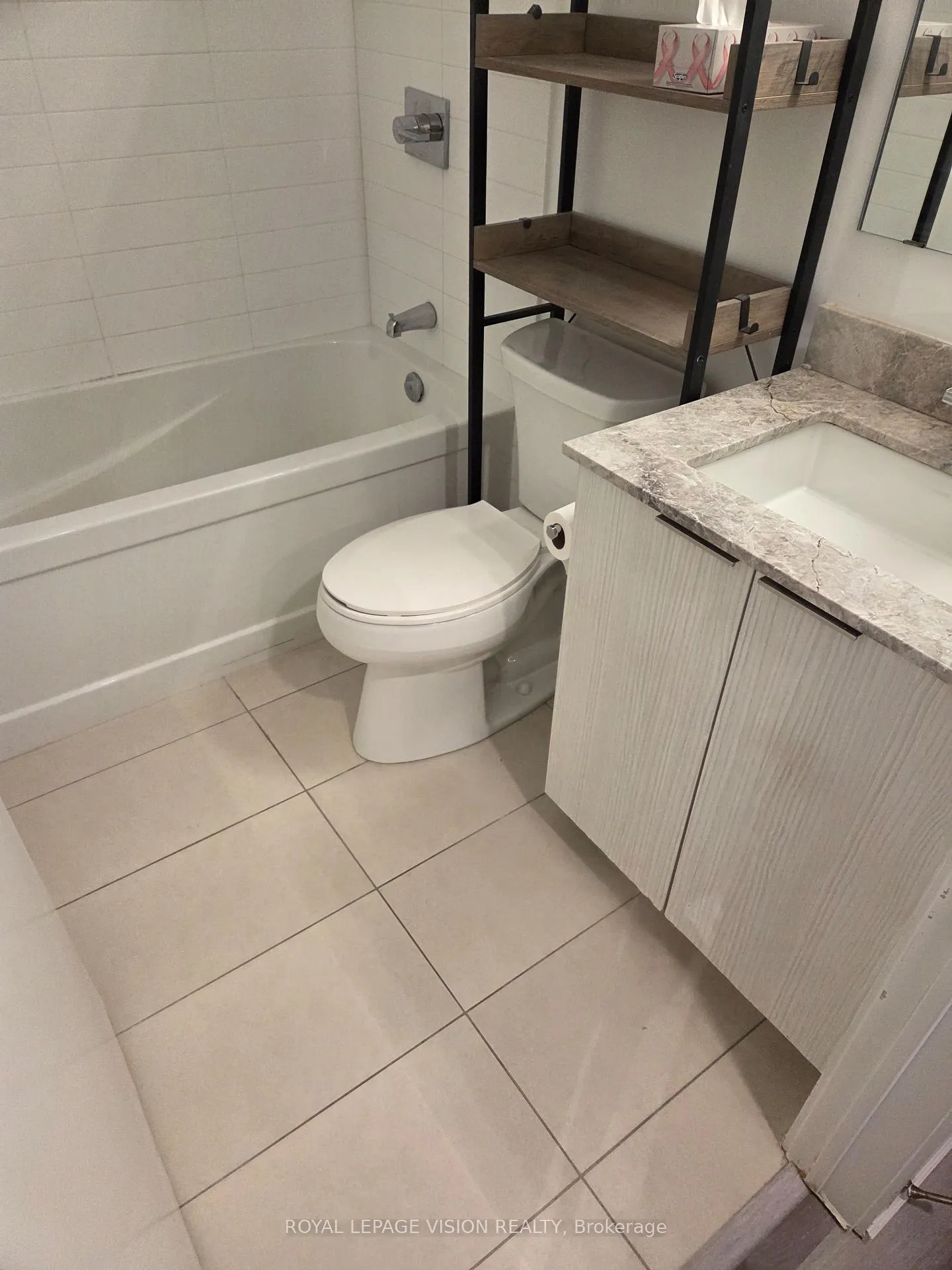 Photo 9 of Unit 2003, 501 Yonge Street, Toronto, Church-Yonge Corridor — HOMEH