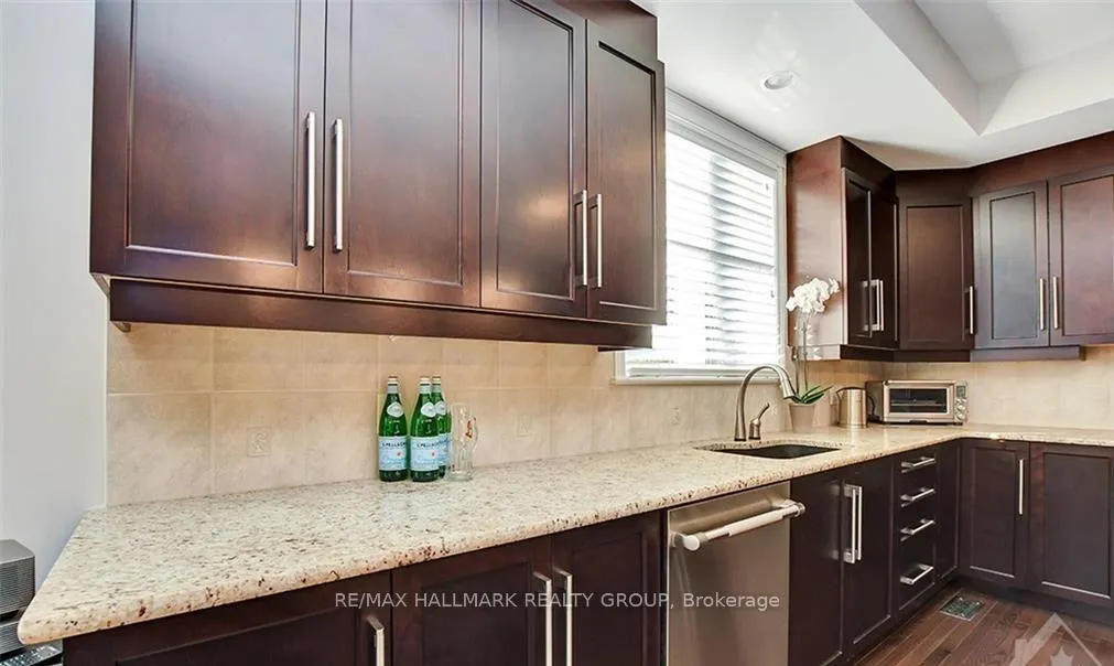 Photo 13 of 318 Rywalk Circle, Ottawa, Hunt Club Park/Greenboro — HOMEH