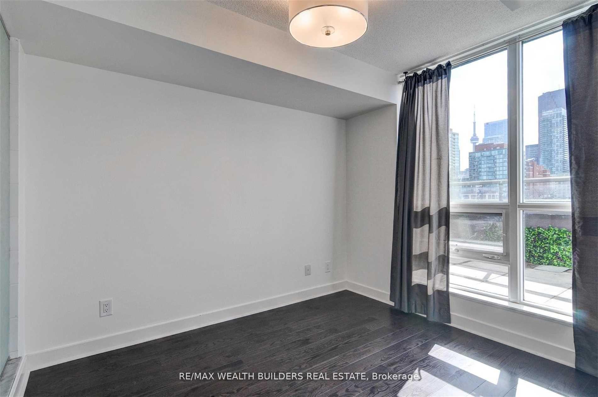 Photo 3 of Unit 514, 320 Richmond Street E, Toronto, Moss Park — HOMEH