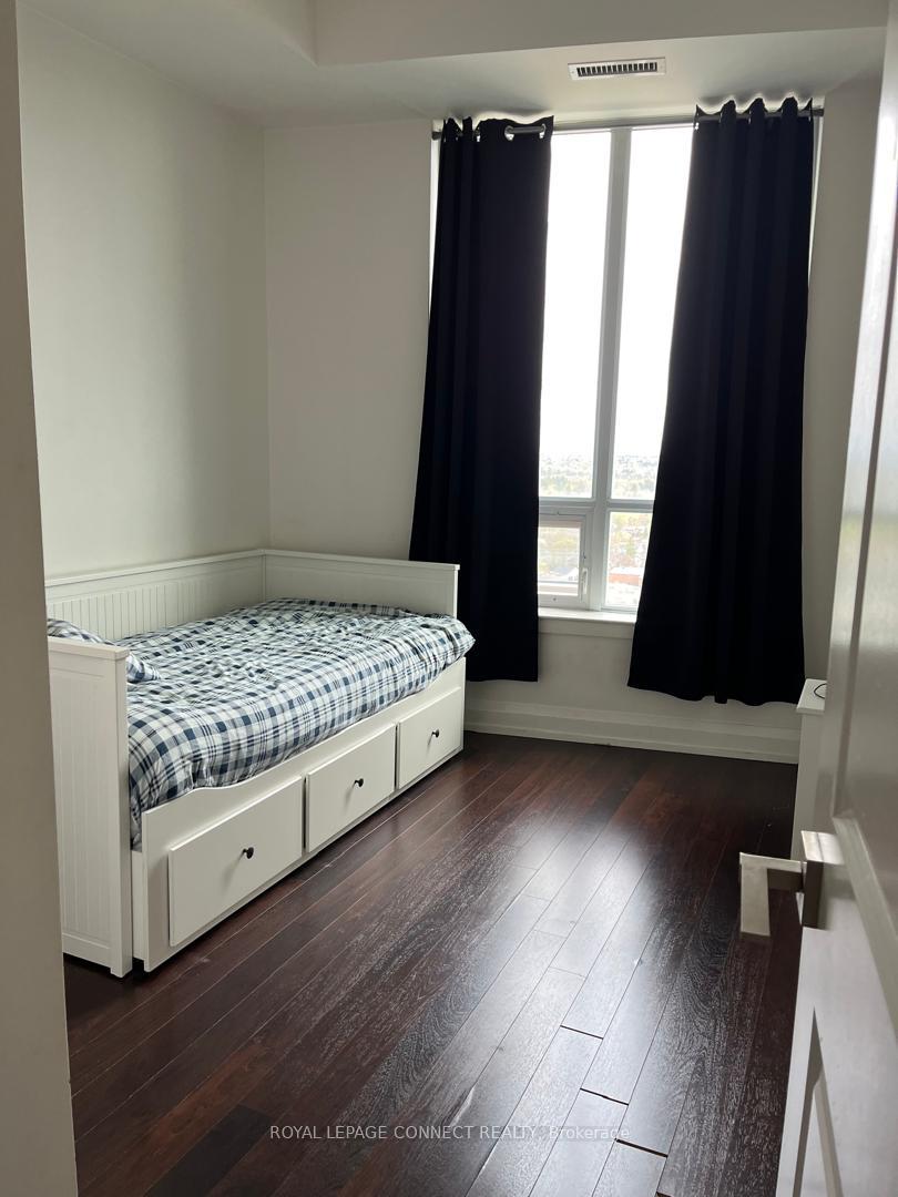 Photo 7 of Unit 906, 7171 Yonge Street, Markham, Thornhill — HOMEH