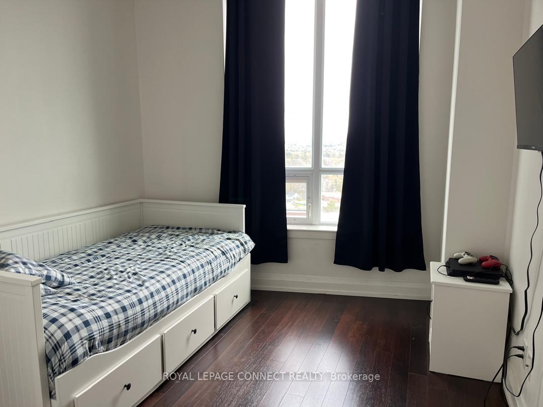 Photo 8 of Unit 906, 7171 Yonge Street, Markham, Thornhill — HOMEH