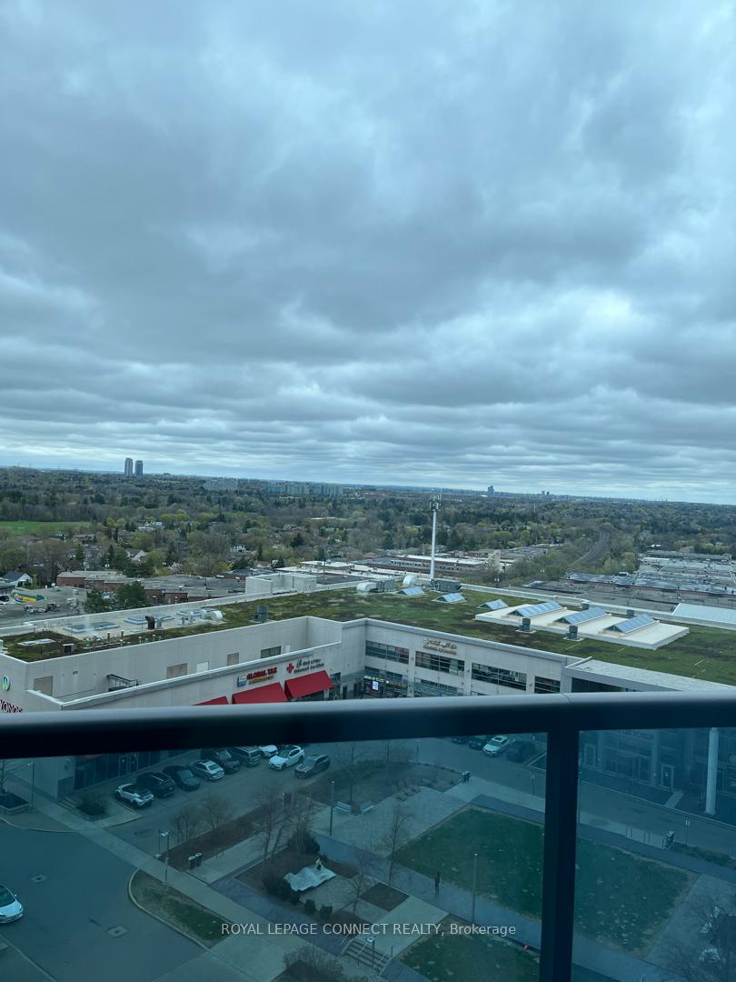 Photo 11 of Unit 906, 7171 Yonge Street, Markham, Thornhill — HOMEH