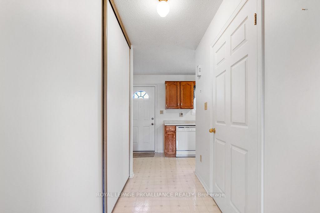 Photo 9 of Unit 2, 73 Lywood Street, Belleville, Thurlow Ward — HOMEH