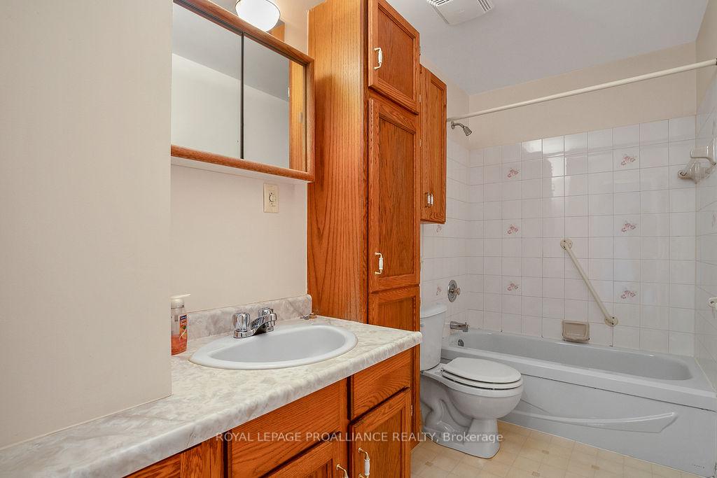 Photo 19 of Unit 2, 73 Lywood Street, Belleville, Thurlow Ward — HOMEH