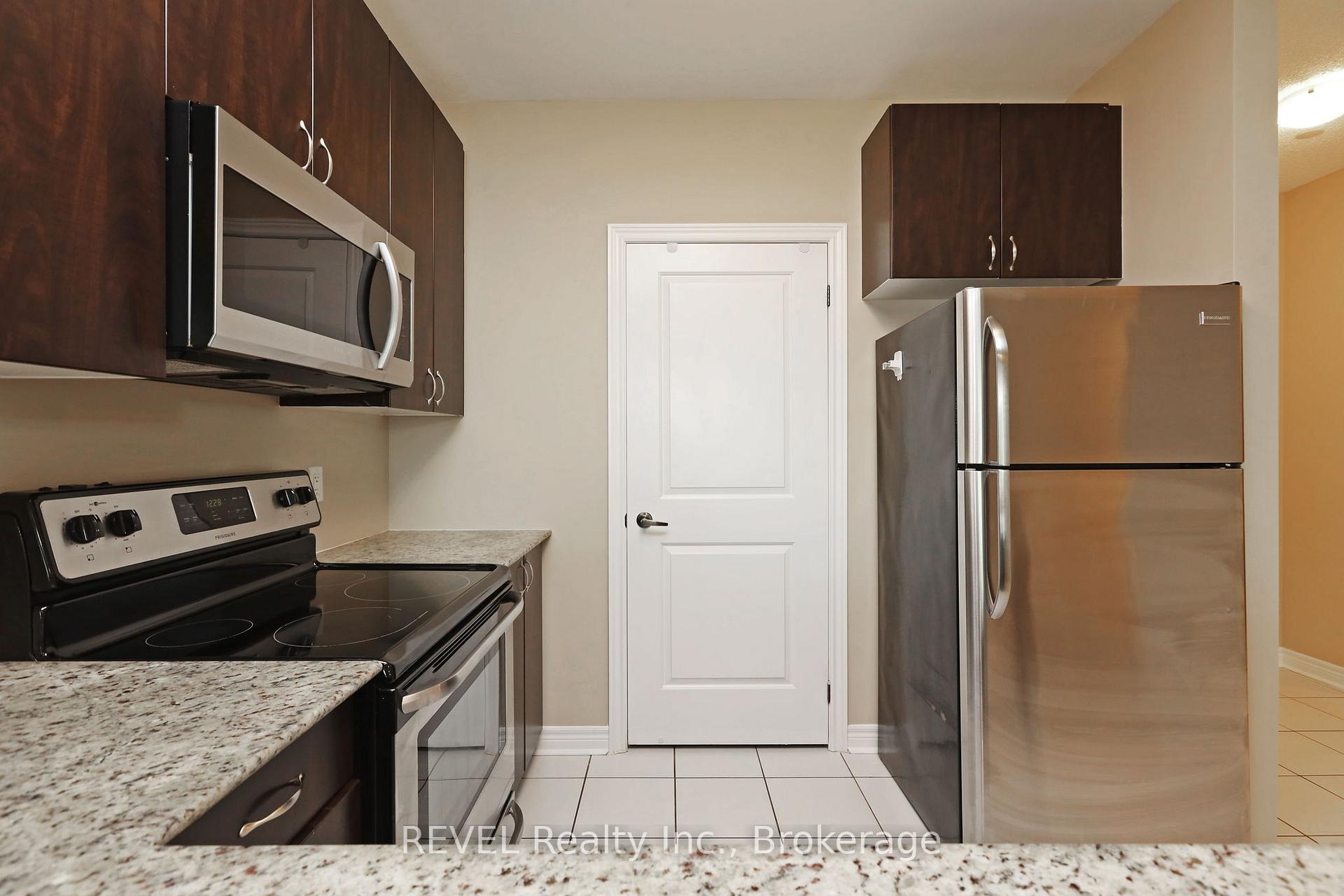 Photo 12 of Unit 323, 7400 Markham Road, Markham, Middlefield — HOMEH