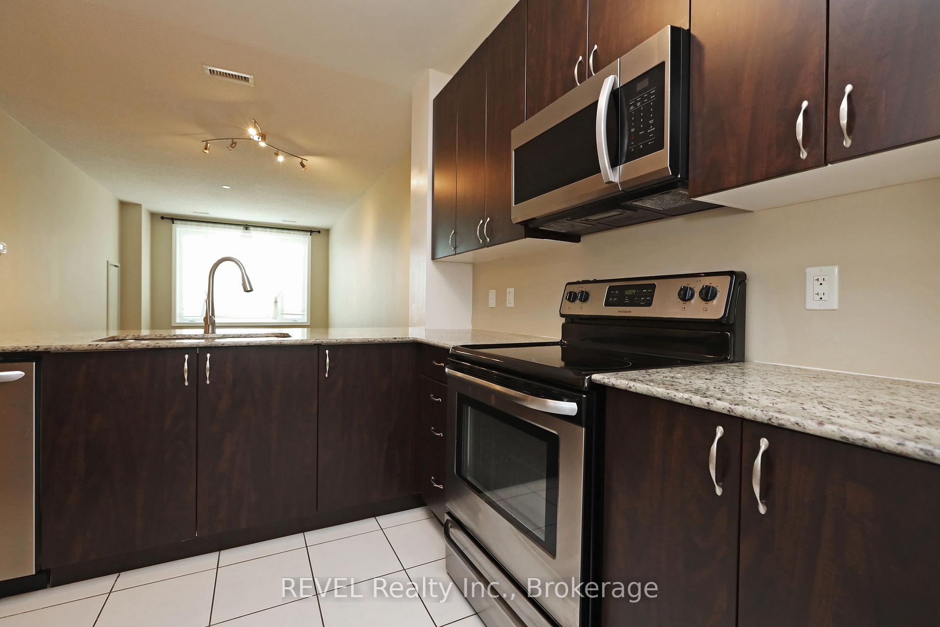 Photo 14 of Unit 323, 7400 Markham Road, Markham, Middlefield — HOMEH