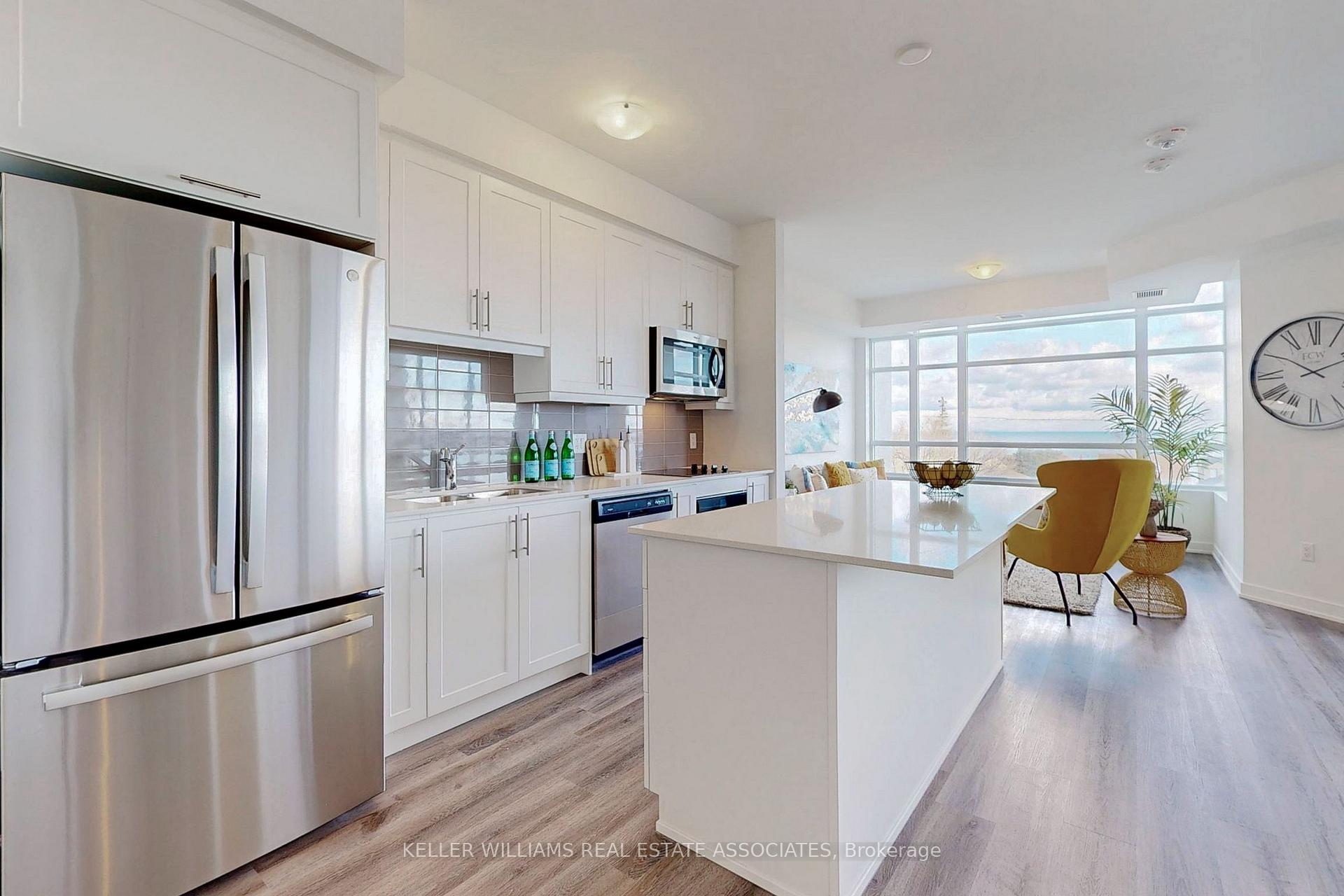 Photo 3 of Unit 418, 600 North Service Road, Hamilton, Stoney Creek — HOMEH