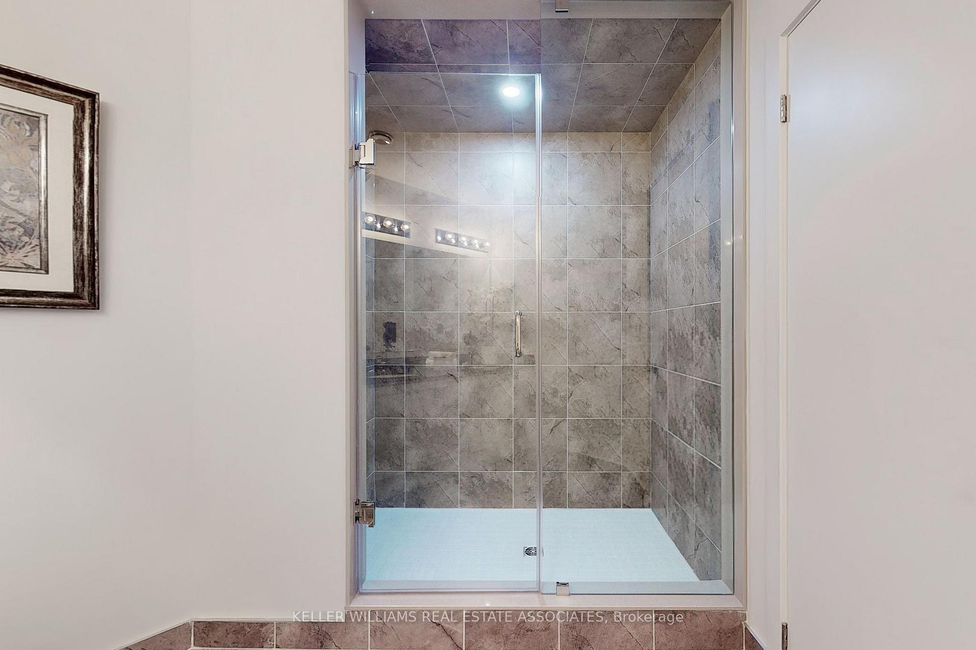 Photo 16 of Unit 418, 600 North Service Road, Hamilton, Stoney Creek — HOMEH