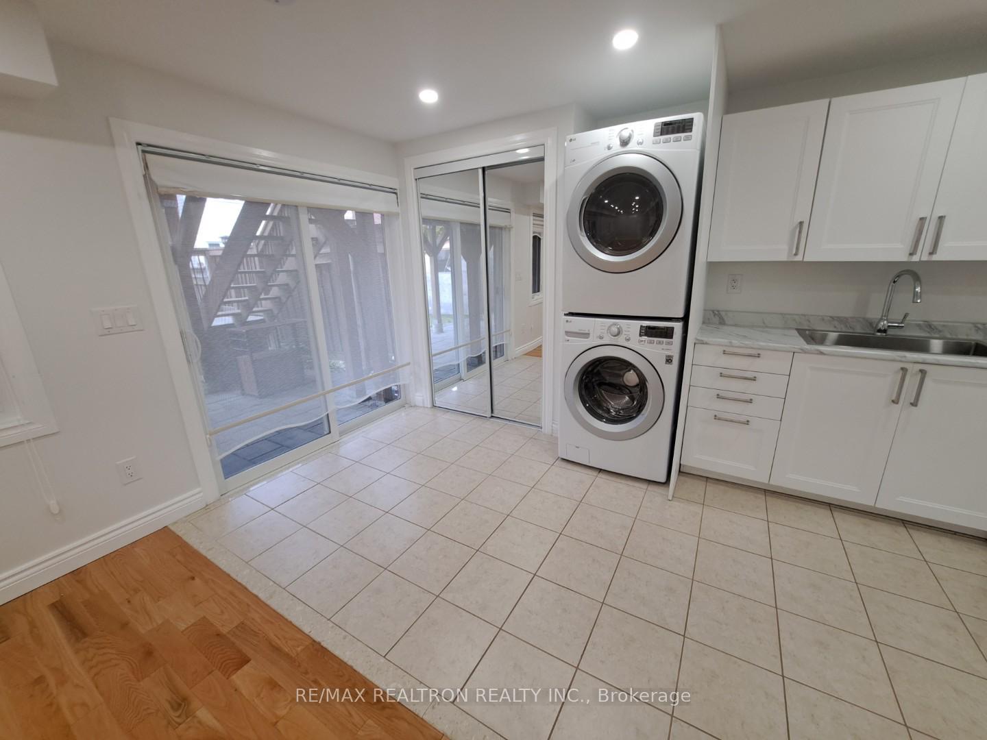 Photo 3 of Unit Basemnt, 68 Lewis Honey Drive, Aurora, Bayview Northeast — HOMEH