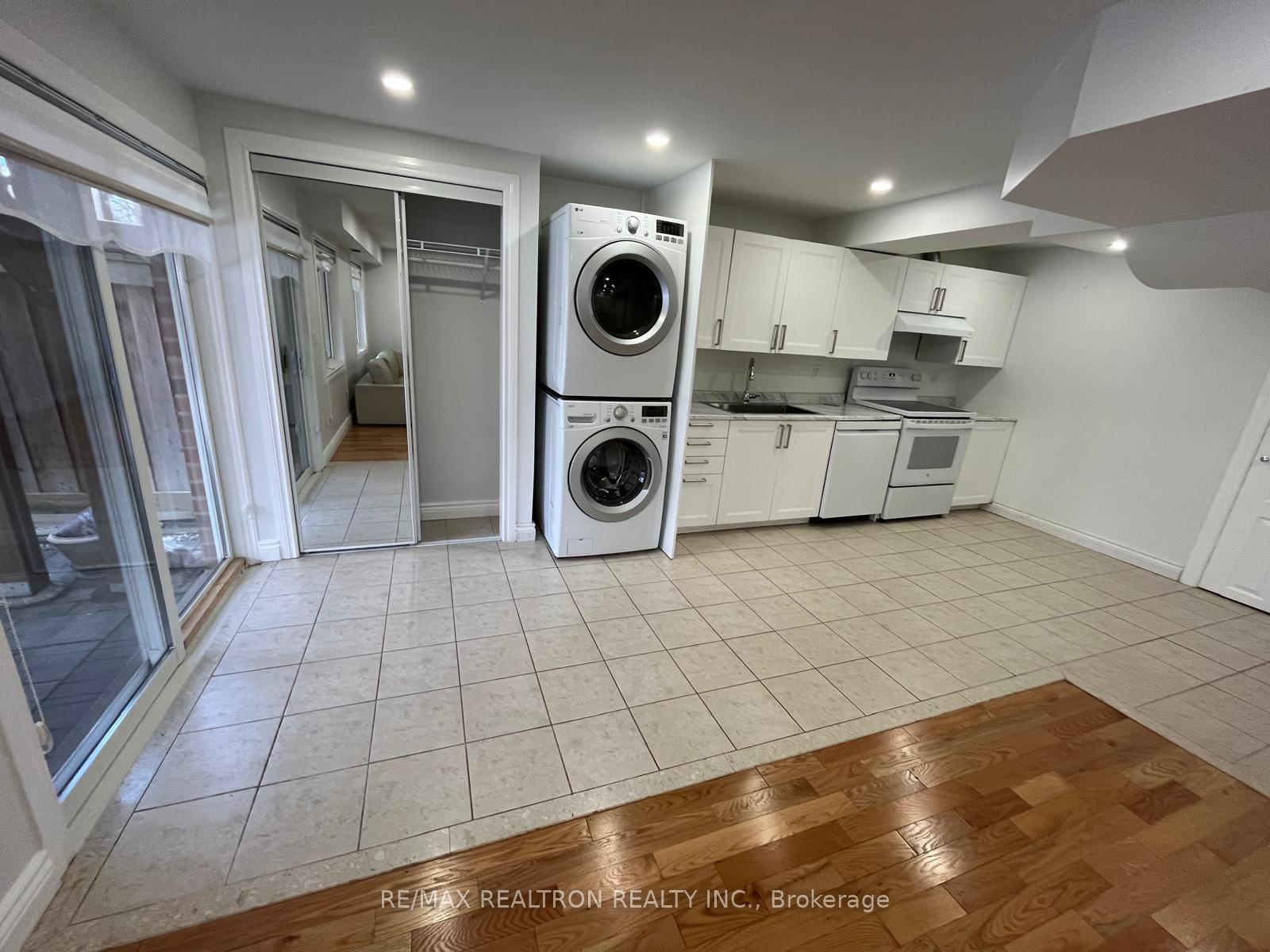 Photo 5 of Unit Basemnt, 68 Lewis Honey Drive, Aurora, Bayview Northeast — HOMEH