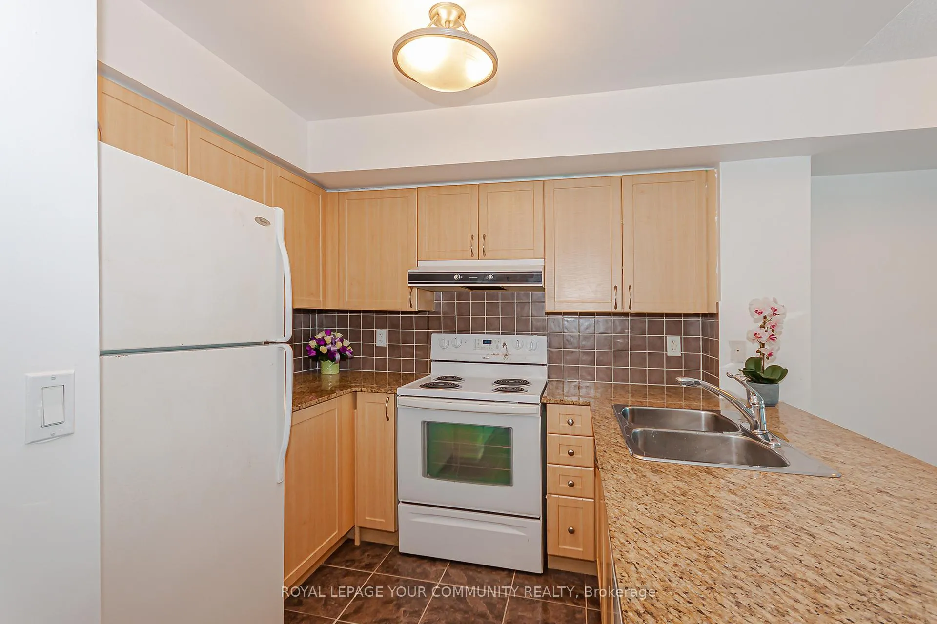Photo 6 of Unit 1201, 75 South Town Centre Boulevard, Markham, Unionville — HOMEH