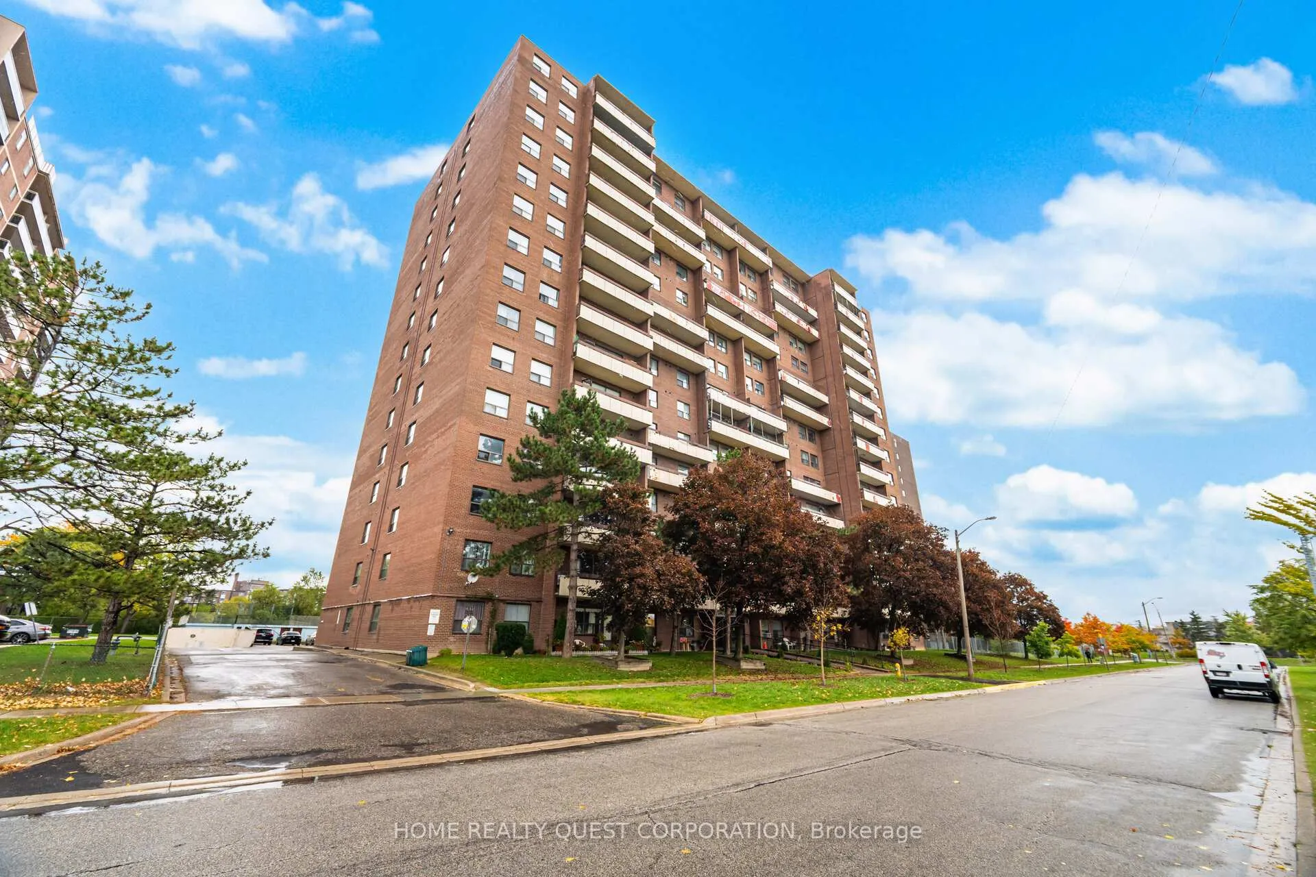 Front of Unit 203, 45 Silverstone Drive
