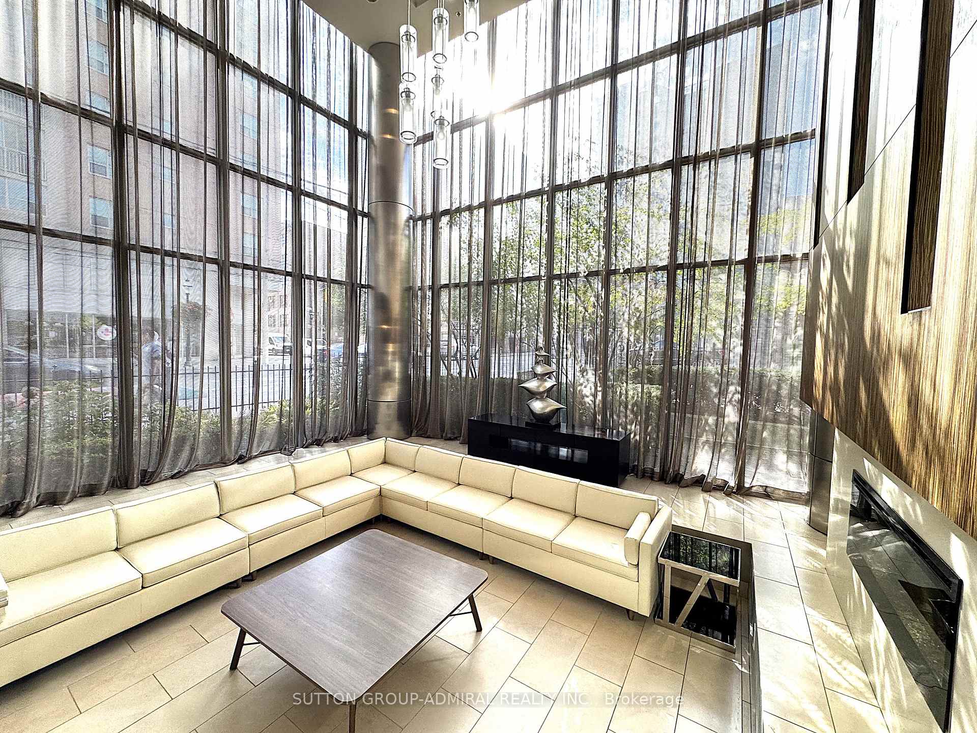 Photo 4 of Unit 1105, 320 Richmond Street E, Toronto, Moss Park — HOMEH