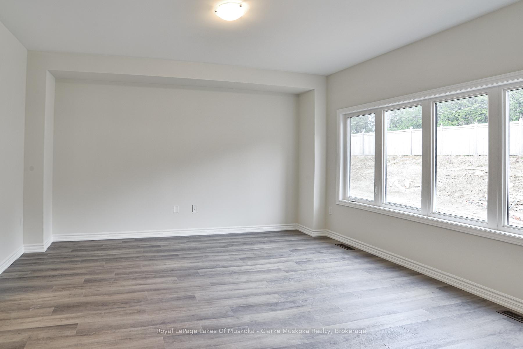 Photo 2 of 225 McEachern Lane, Gravenhurst, Muskoka (S) — HOMEH
