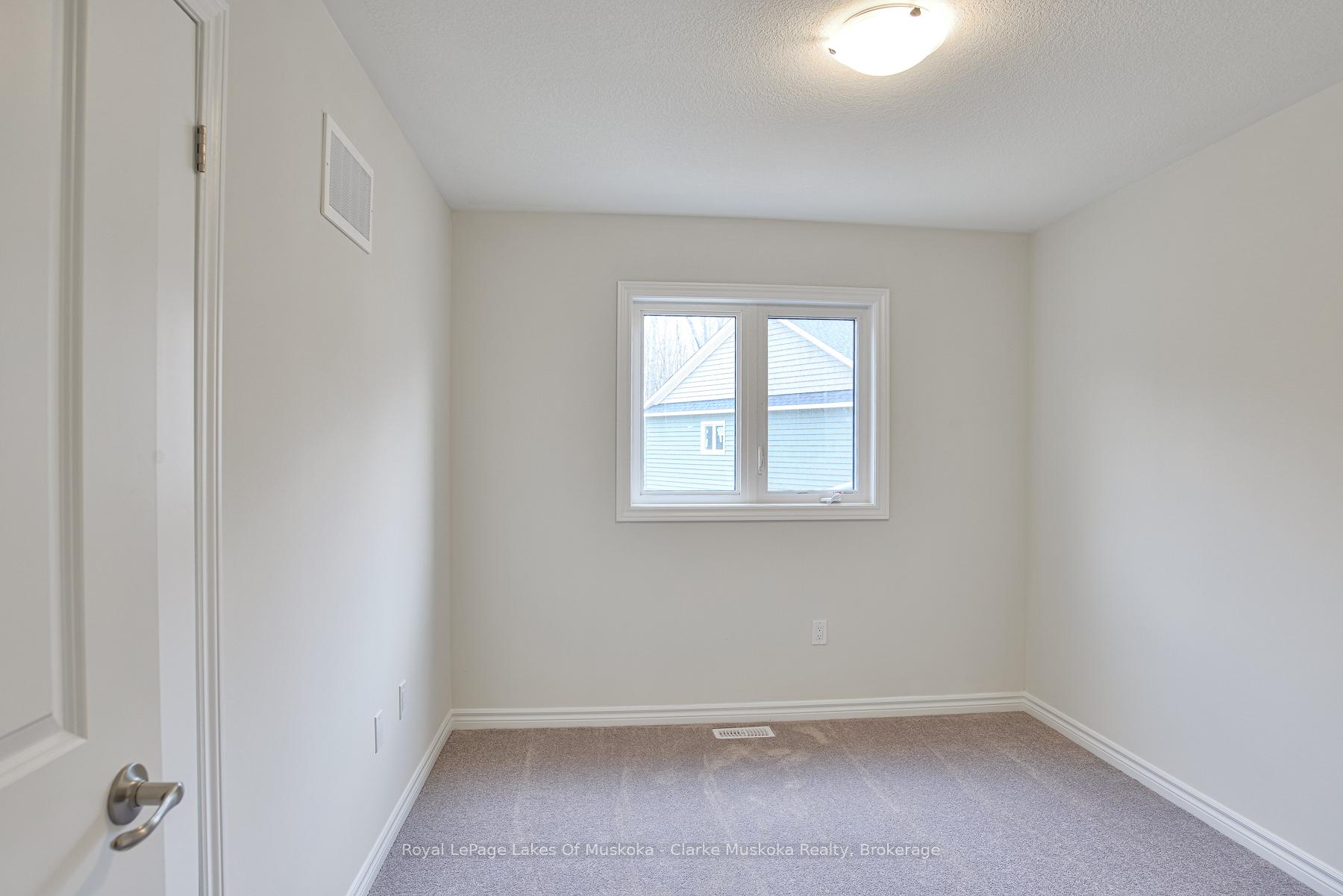 Photo 20 of 225 McEachern Lane, Gravenhurst, Muskoka (S) — HOMEH