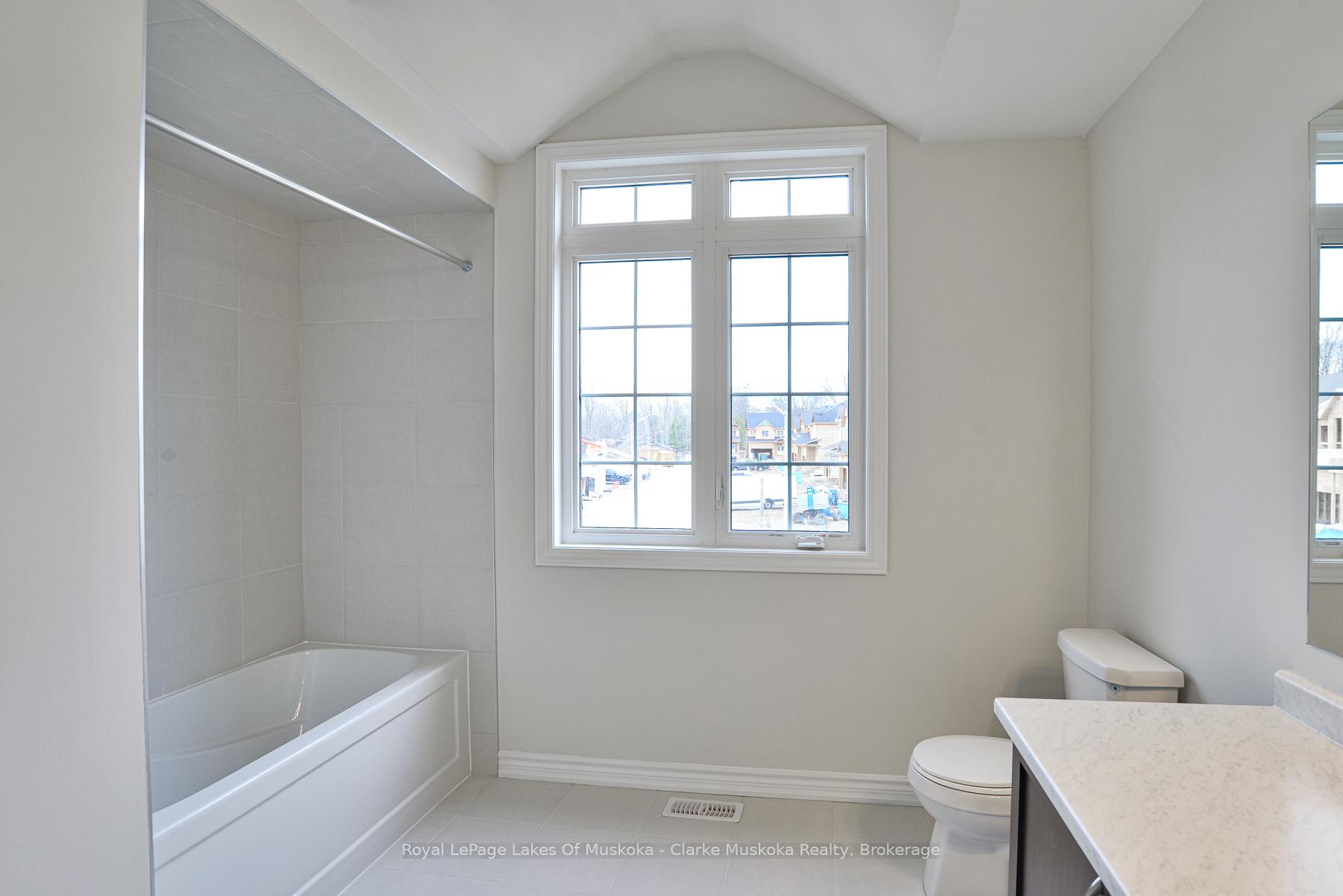 Photo 22 of 225 McEachern Lane, Gravenhurst, Muskoka (S) — HOMEH