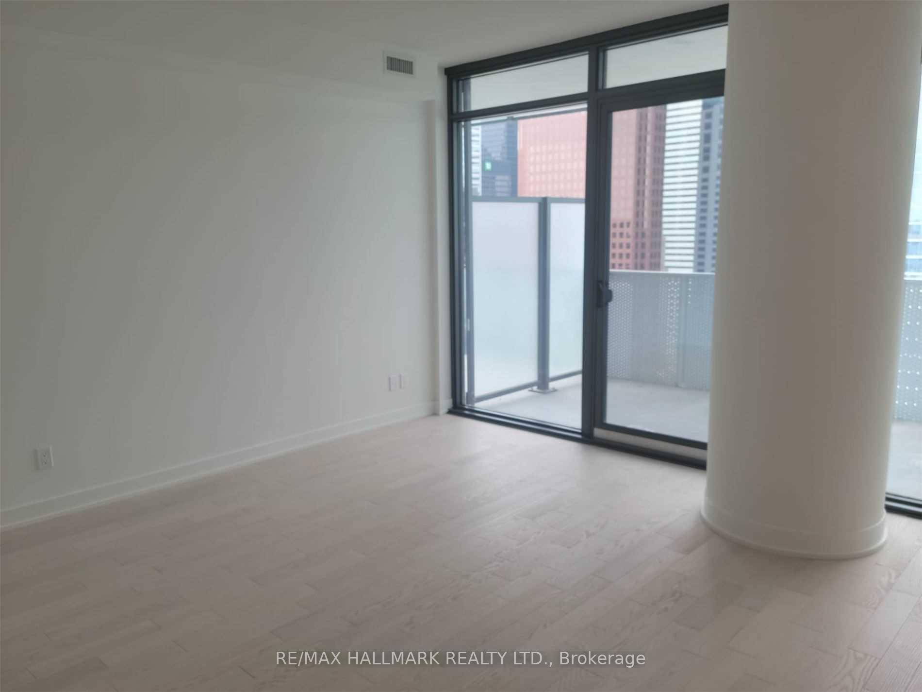 Photo 7 of Unit 2806, 25 Richmond Street E, Toronto, Church-Yonge Corridor — HOMEH