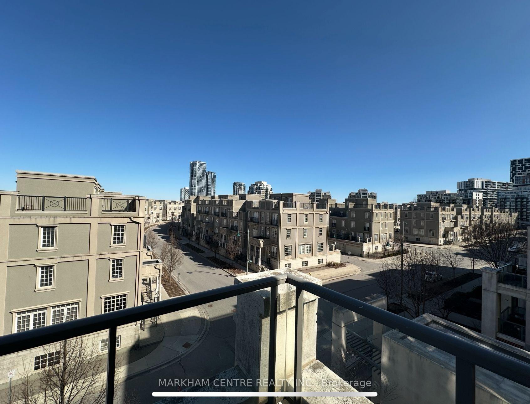 Photo 6 of Unit 403, 1 Upper Duke Crescent, Markham, Unionville — HOMEH