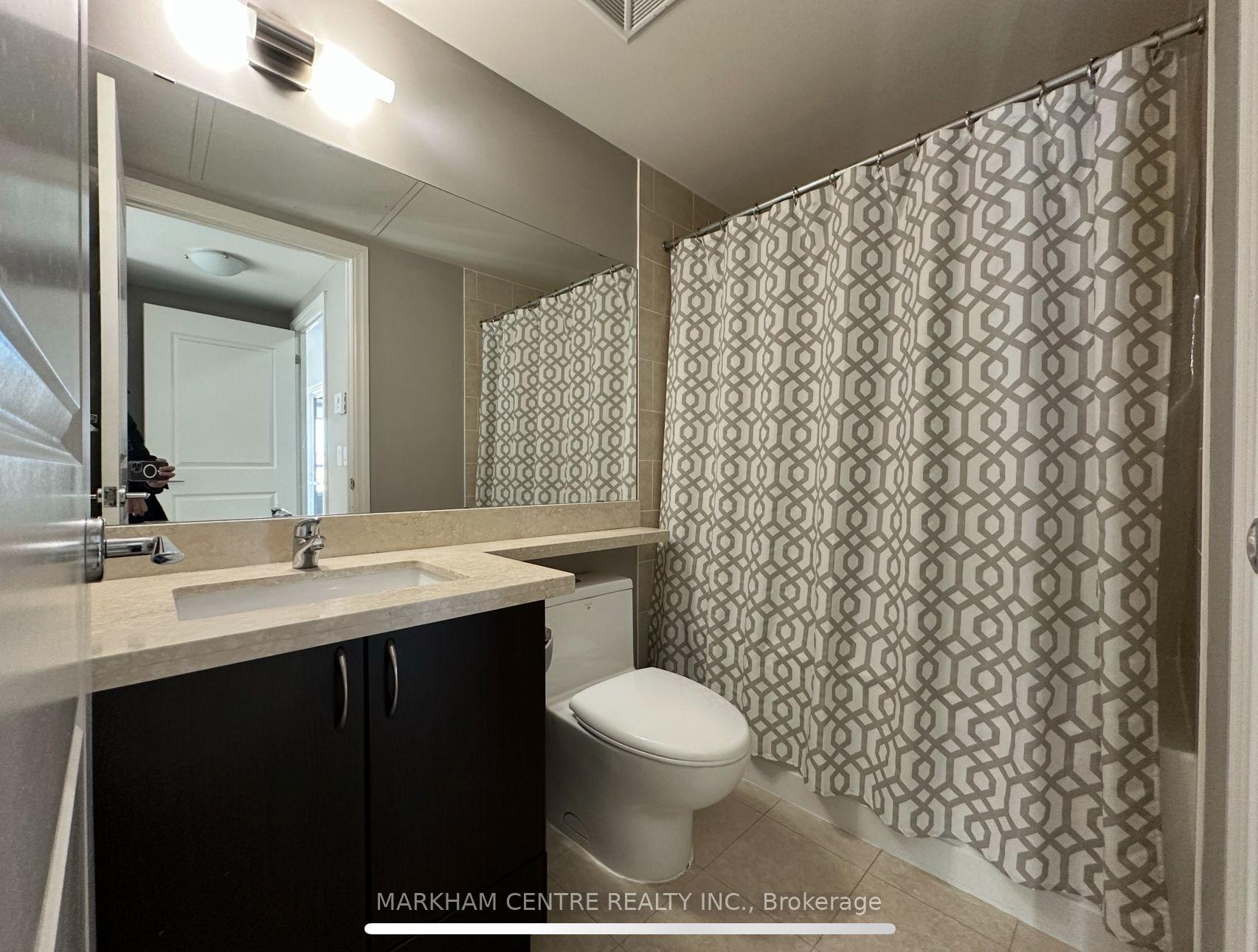 Photo 9 of Unit 403, 1 Upper Duke Crescent, Markham, Unionville — HOMEH