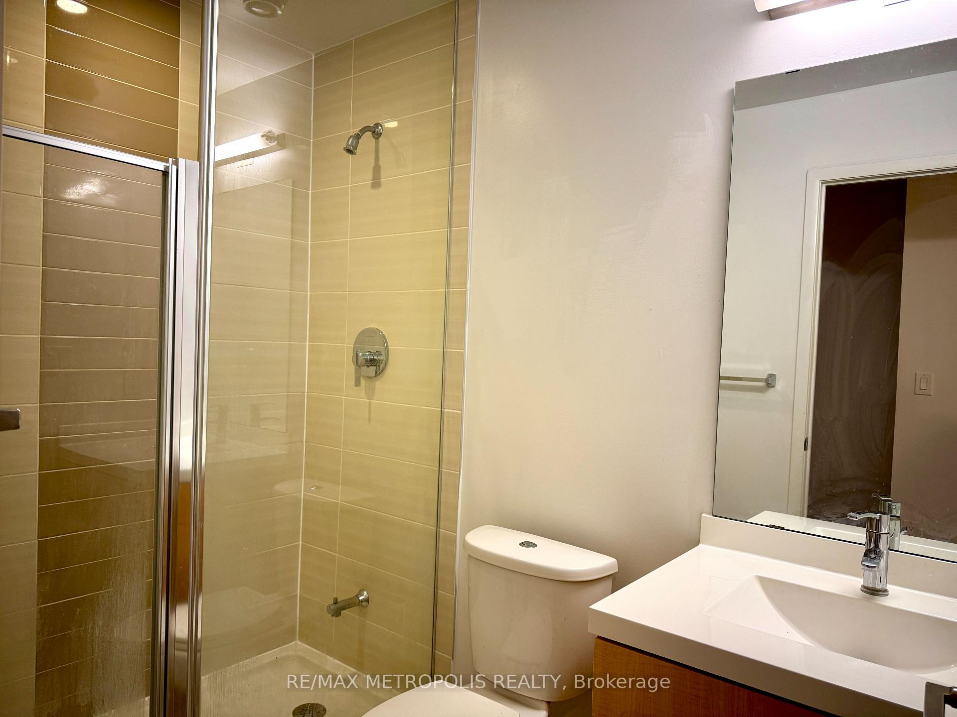 Photo 10 of Unit 536, 540 Bur Oak Avenue, Markham, Berczy — HOMEH