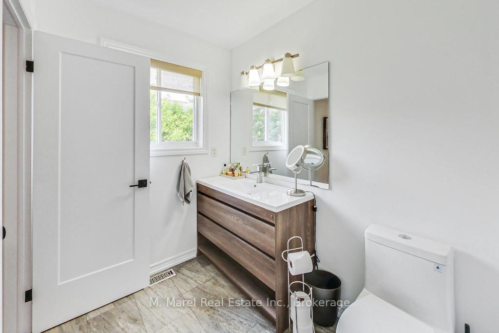 Photo 21 of Unit 1, 39 Panabaker Drive, Hamilton, Ancaster — HOMEH