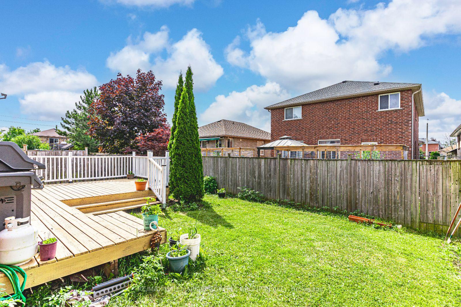 Photo 18 of 9 Buggs Gate, Barrie, Georgian Drive — HOMEH