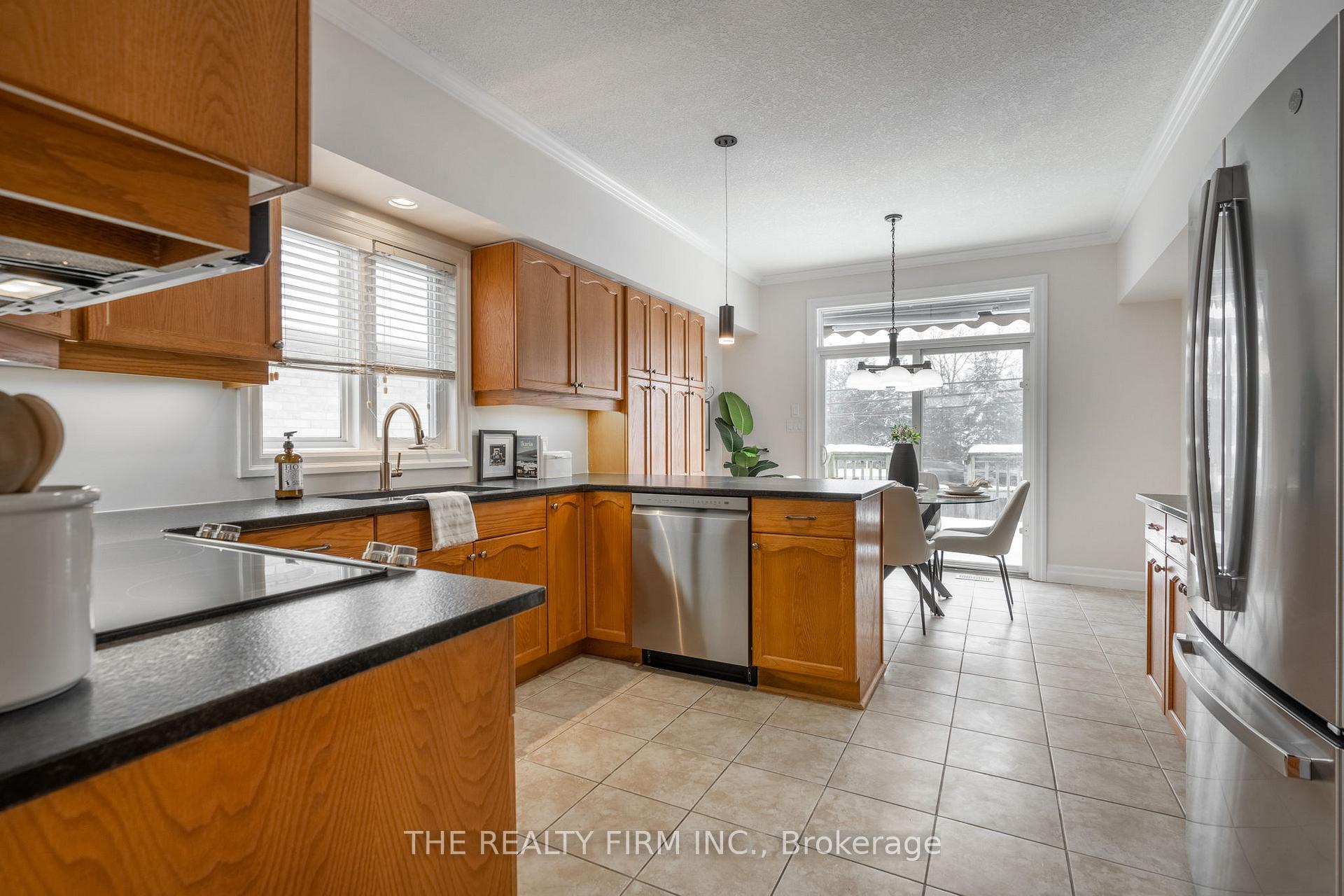 Photo 9 of Unit 4, 1 St John's Drive, Middlesex Centre, Arva — HOMEH