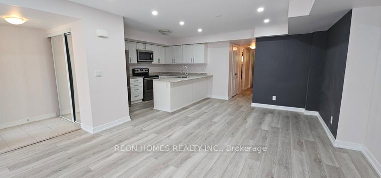 Photo 4 of Unit 901, 2 Blanche Lane, Markham, Cornell — HOMEH