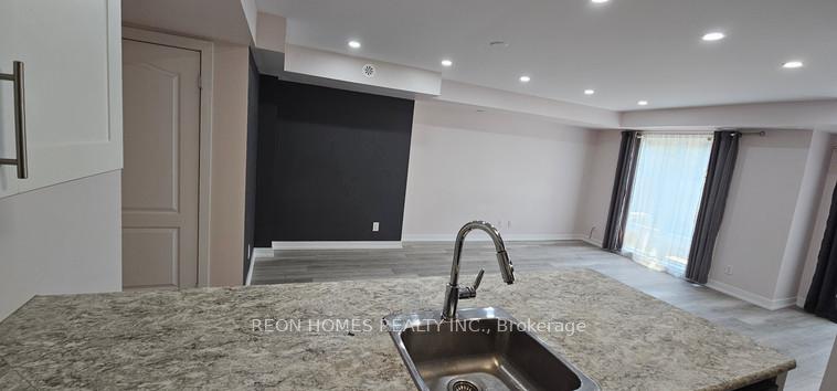 Photo 6 of Unit 901, 2 Blanche Lane, Markham, Cornell — HOMEH